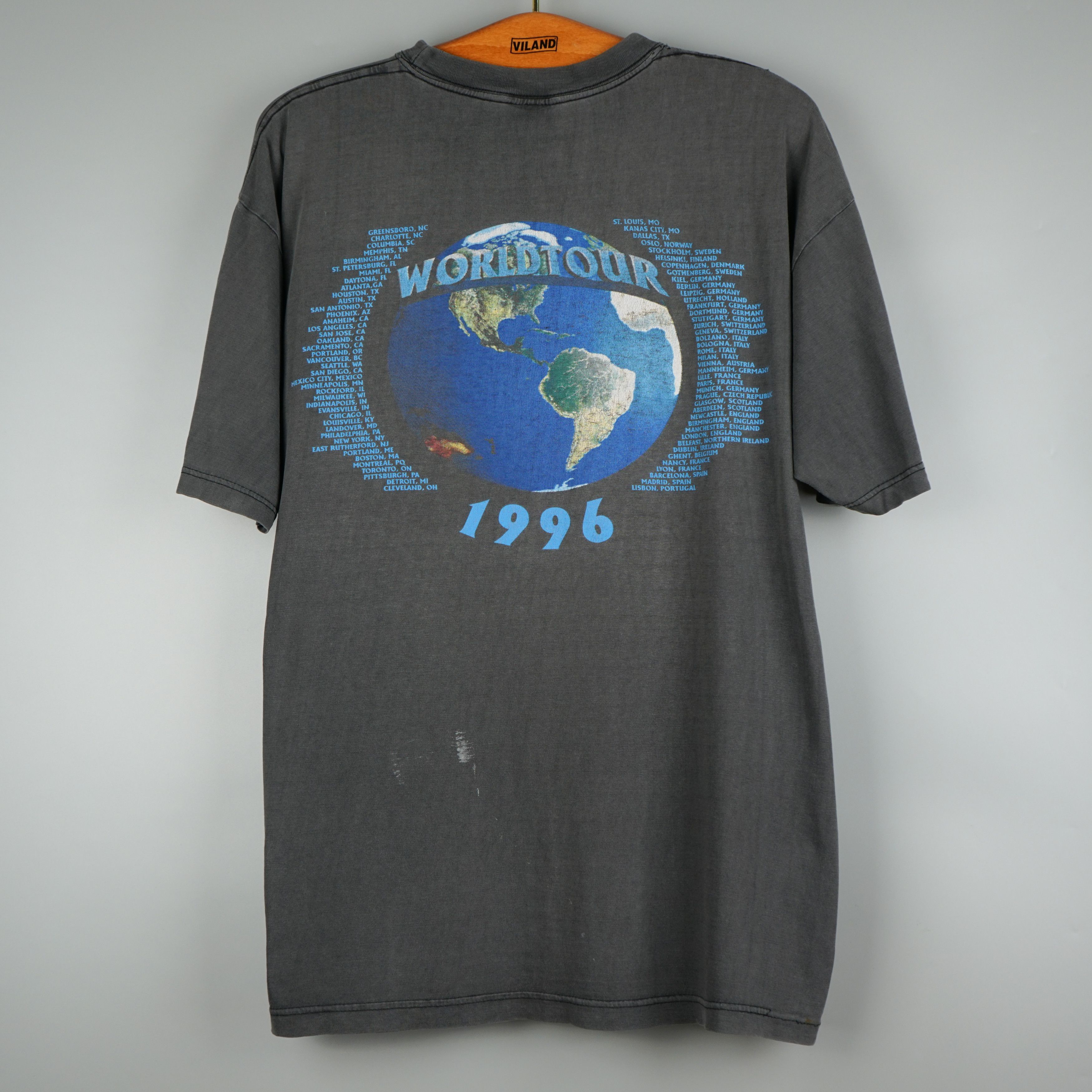 Band Tees 1995 ACDC Tour tee BallBreaker Size US XL / EU 56 / 4 - 9 Thumbnail