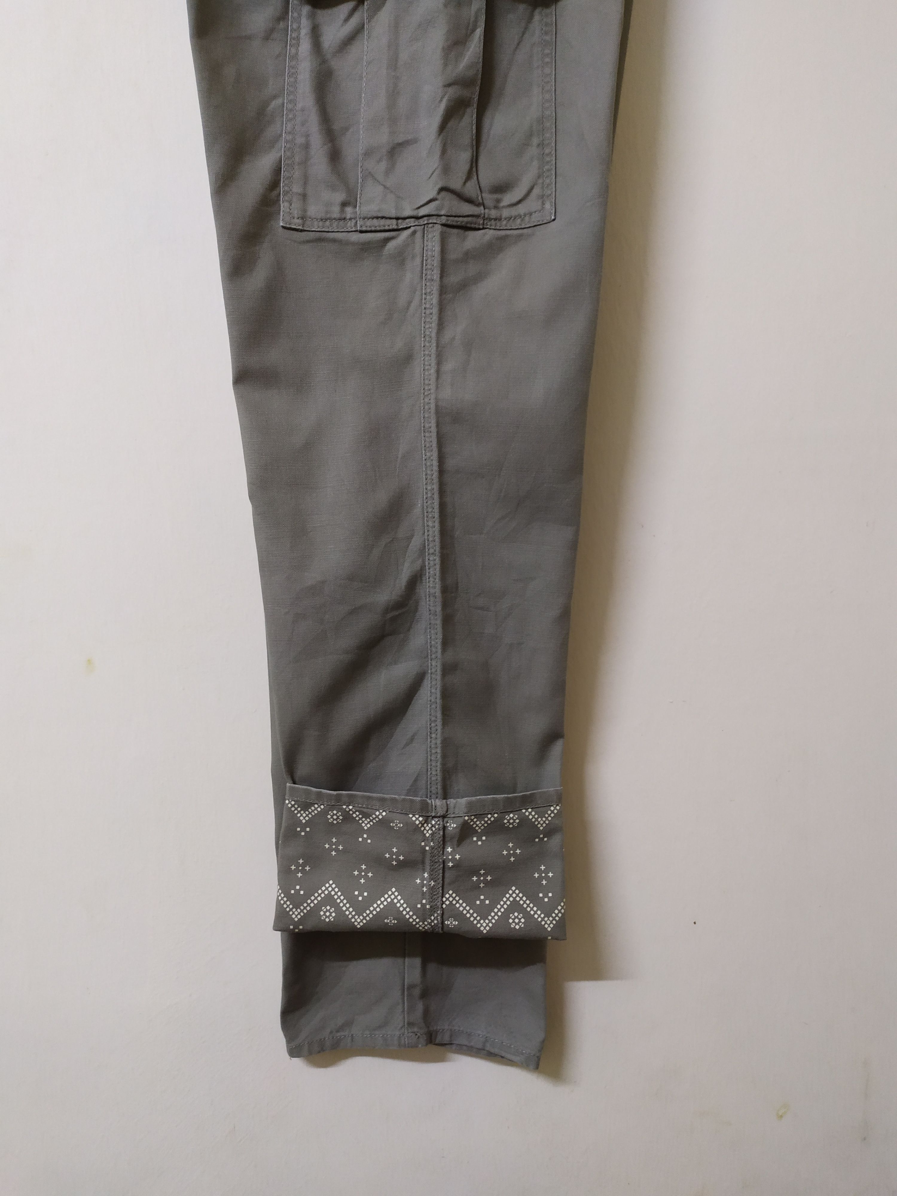 Adidas 💥 BESTOFFER 💥ADIDAS CARGO PANTS/ TACTICAL PANTS Size US 32 / EU 48 - 2 Thumbnail
