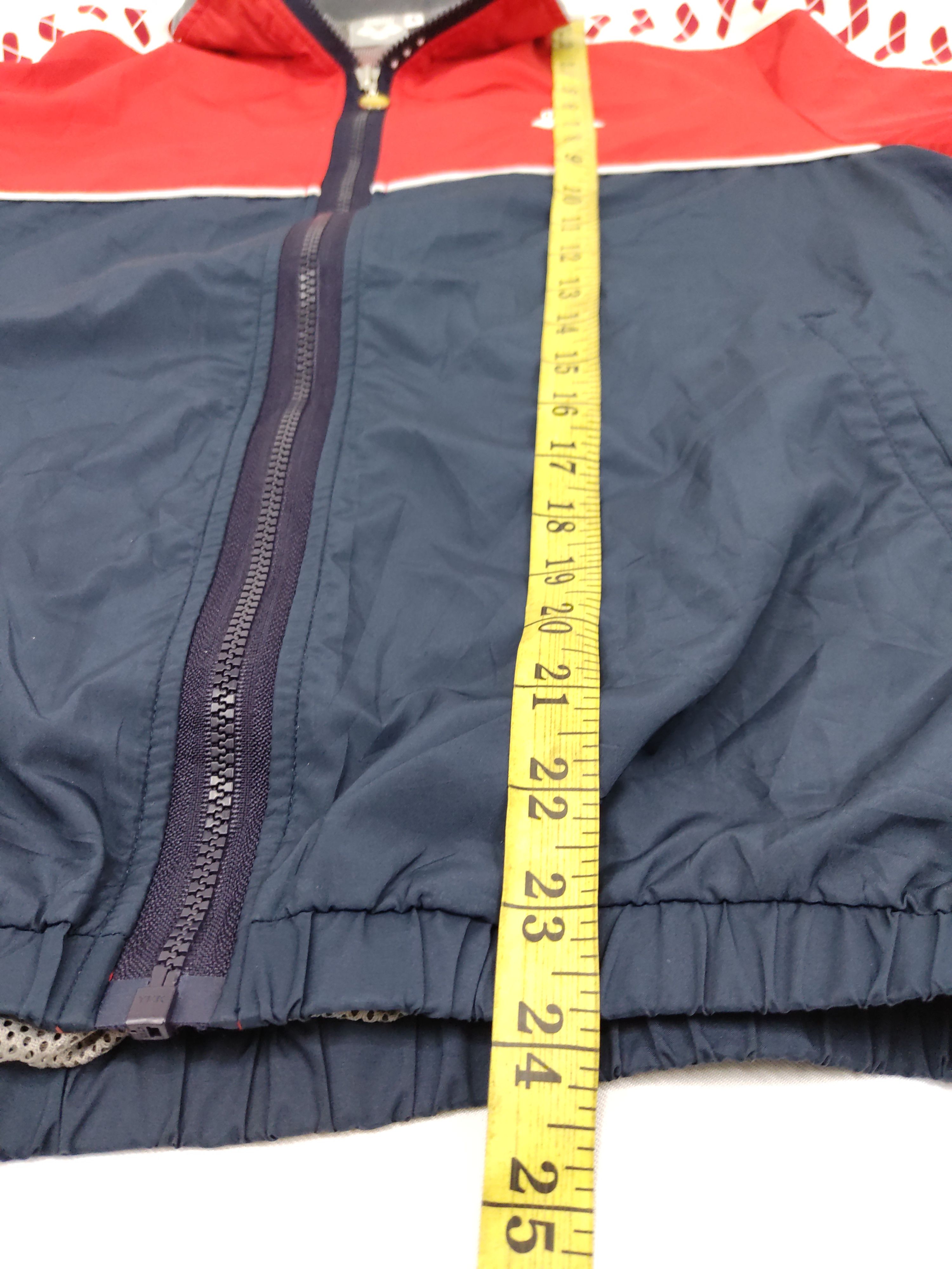 Japanese Brand Vintage Arena Windbreaker Sport Jogger Jacket Side Tape Size US S / EU 44-46 / 1 - 10 Thumbnail