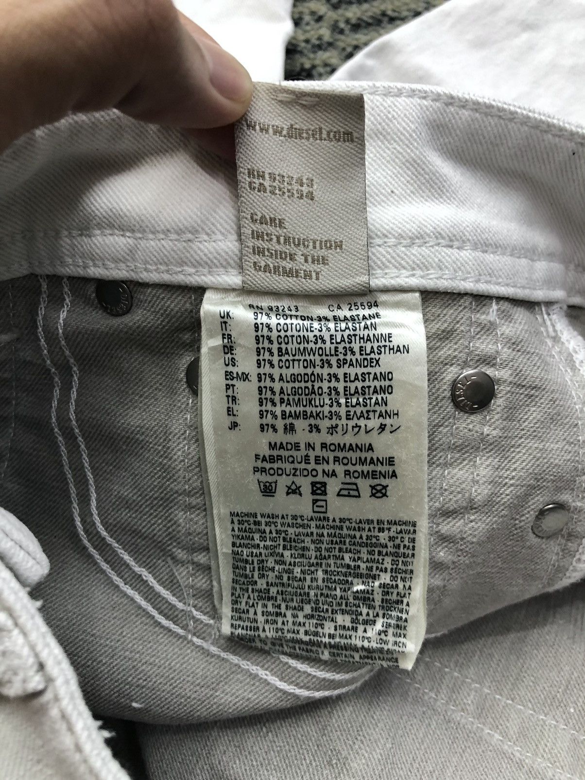 Diesel Diesel Reen-Patch Stretch Regular Straight Distressed Jeans Size US 28 / EU 44 - 22 Thumbnail