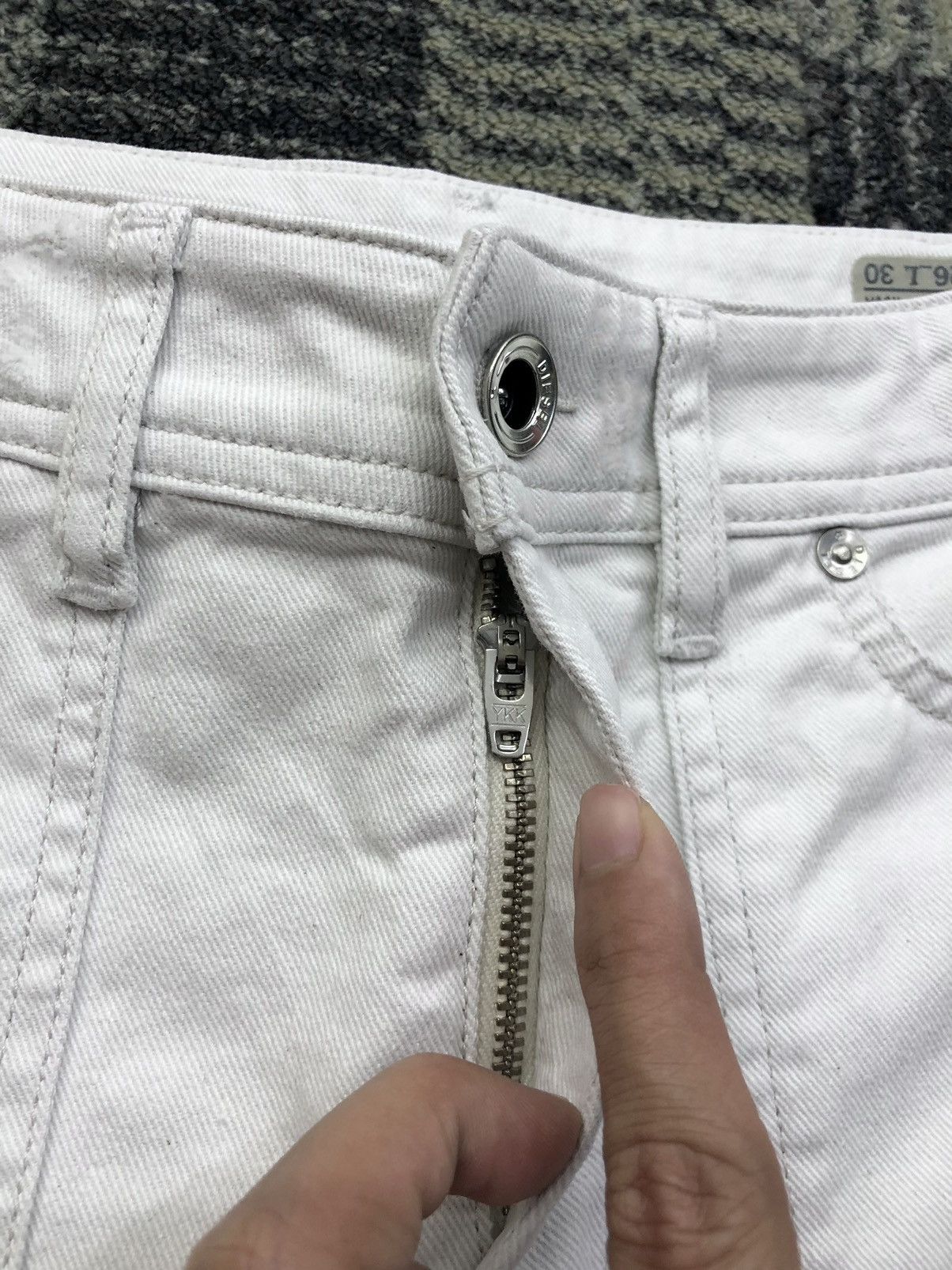 Diesel Diesel Reen-Patch Stretch Regular Straight Distressed Jeans Size US 28 / EU 44 - 7 Thumbnail