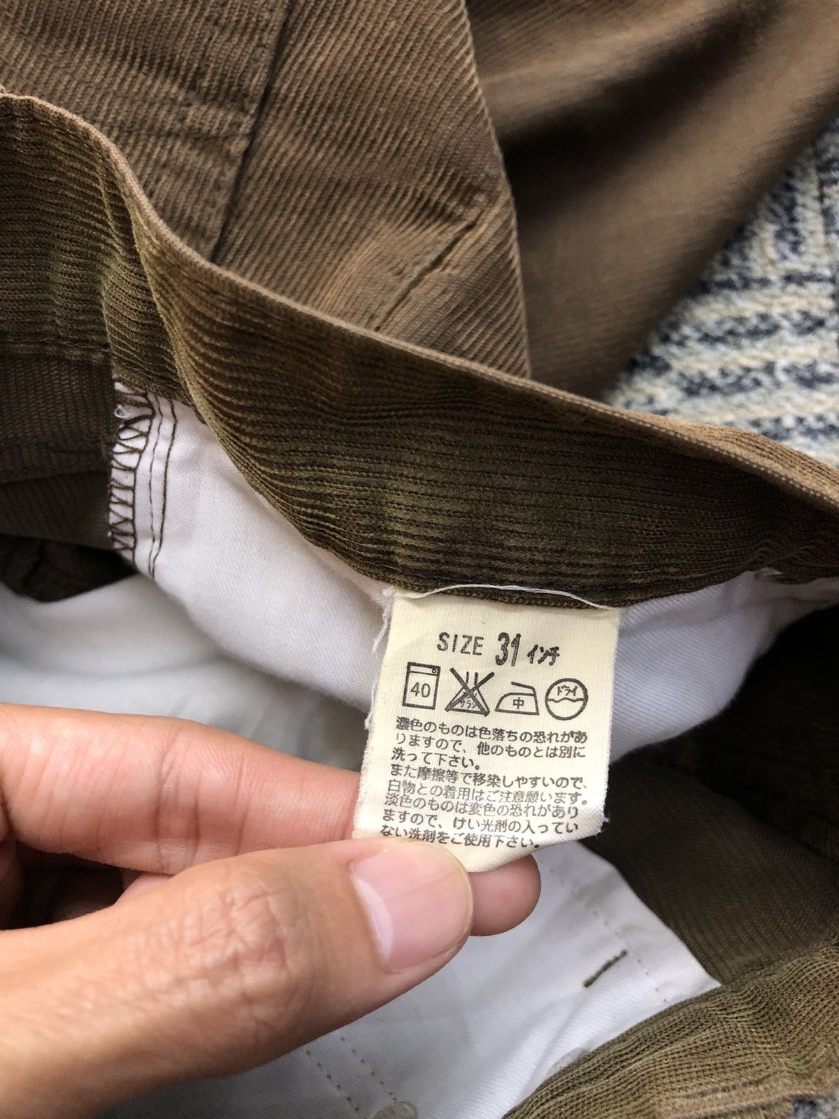 Levi's Vintage Levis 502 Corduroy Brown Jeans Size US 28 / EU 44 - 19 Thumbnail