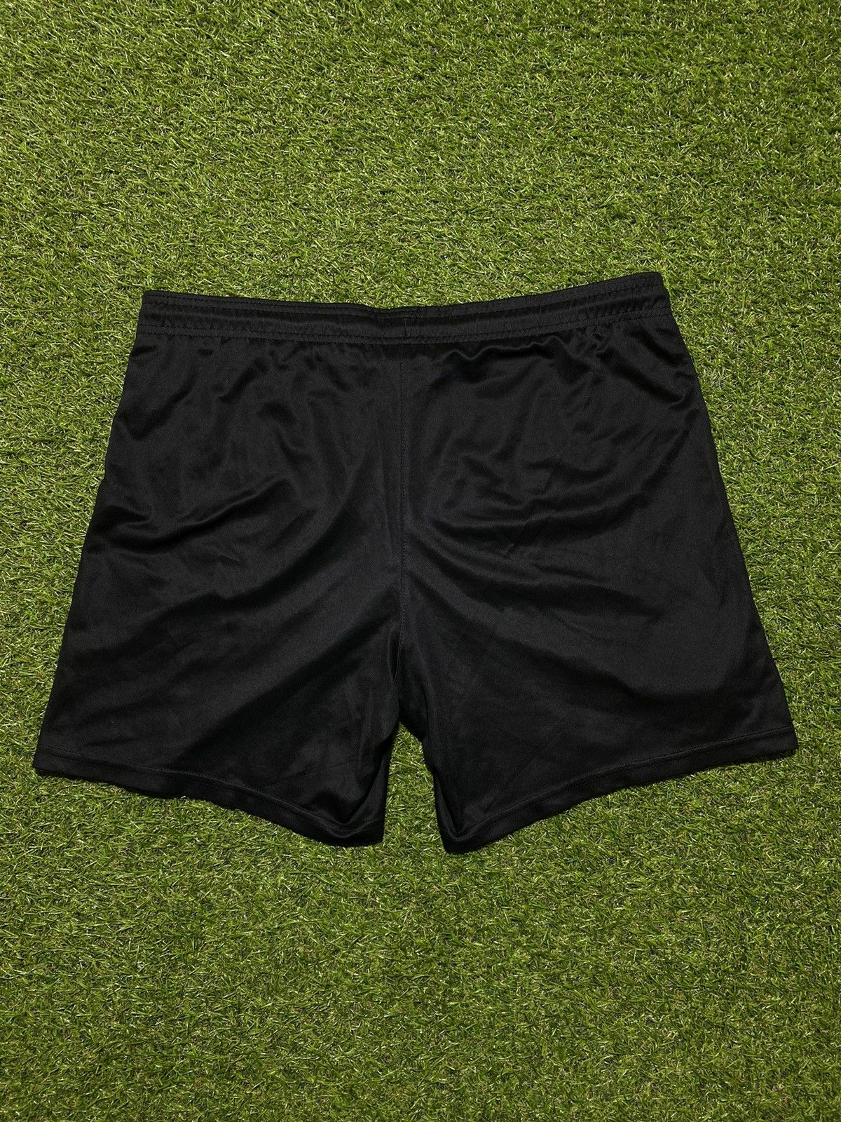 Nike Vintage Nike shorts streetwear swoosh casual y2k size S Size US 30 / EU 46 - 3 Thumbnail