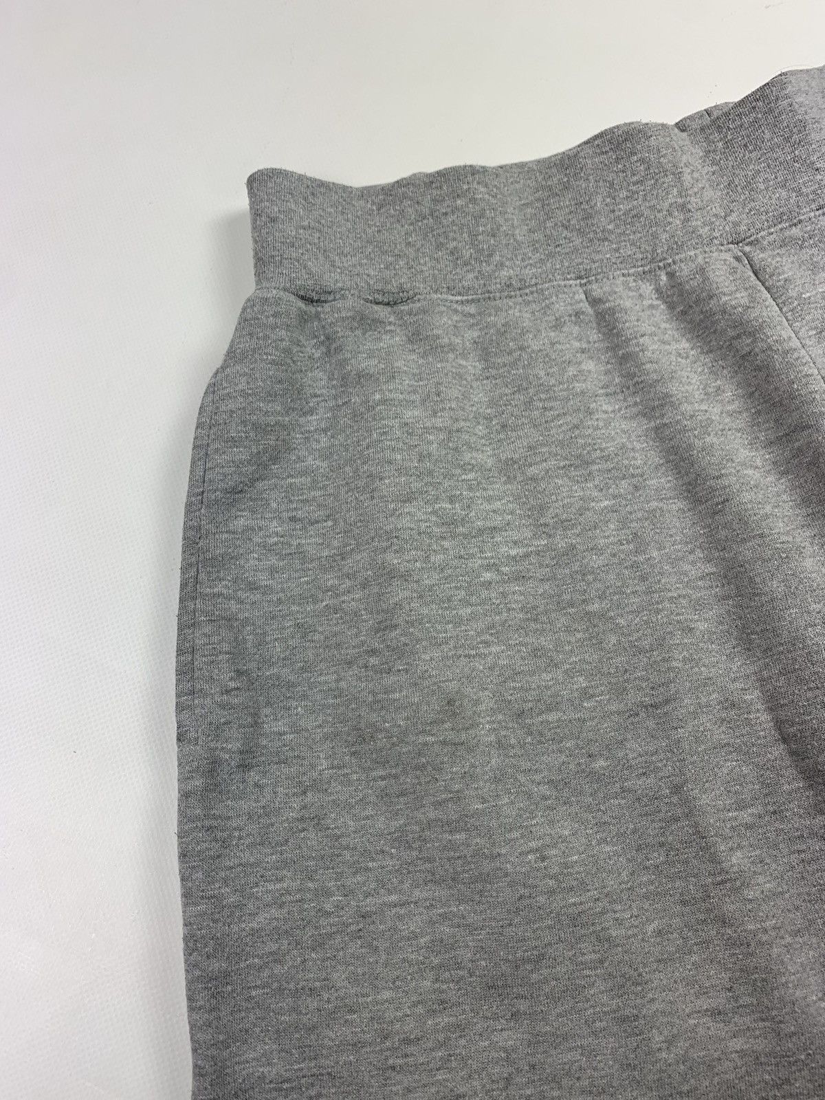 Other Stussy Vintage men’s sweat shorts size M distressed gray Size US 32 / EU 48 - 6 Thumbnail