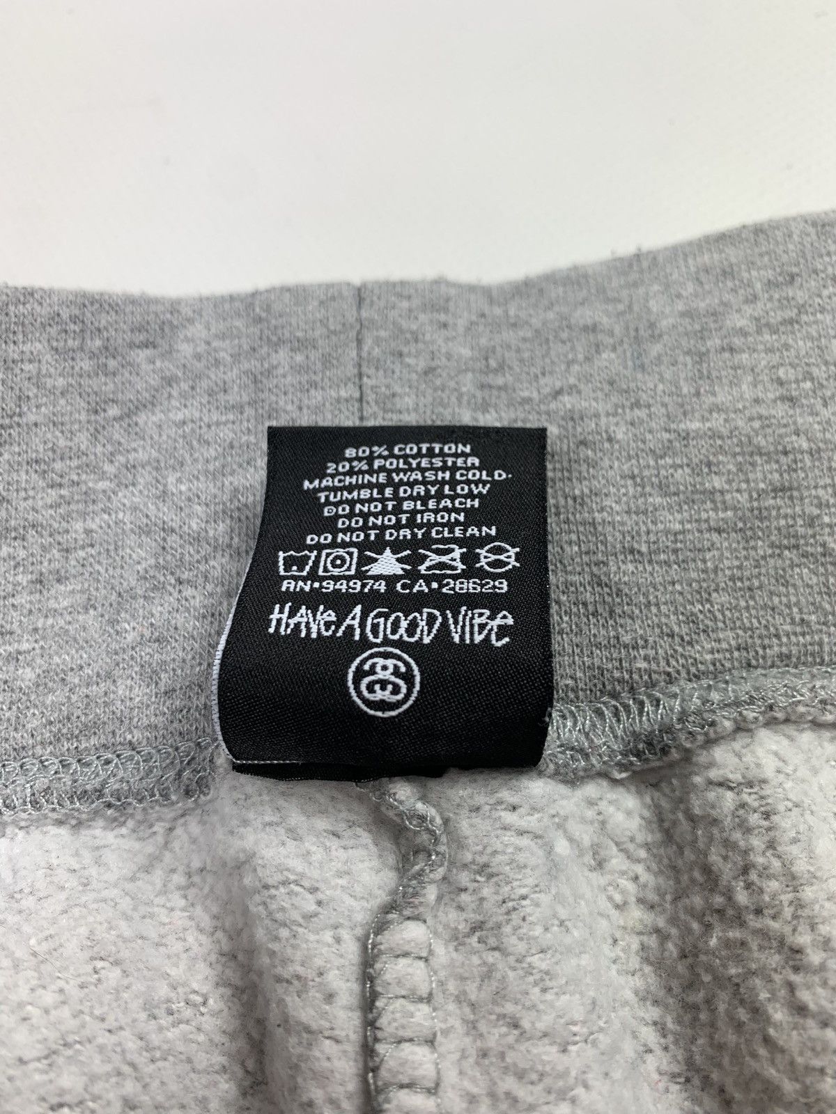 Other Stussy Vintage men’s sweat shorts size M distressed gray Size US 32 / EU 48 - 11 Thumbnail