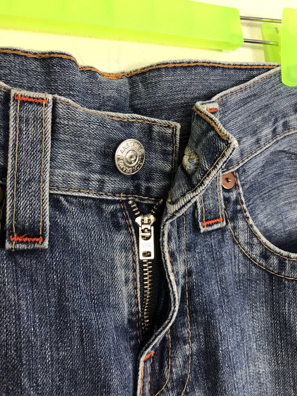 True Religion True Religion Cowboy Billy Low Rise Distressed Denim Jeans Size US 32 / EU 48 - 6 Thumbnail