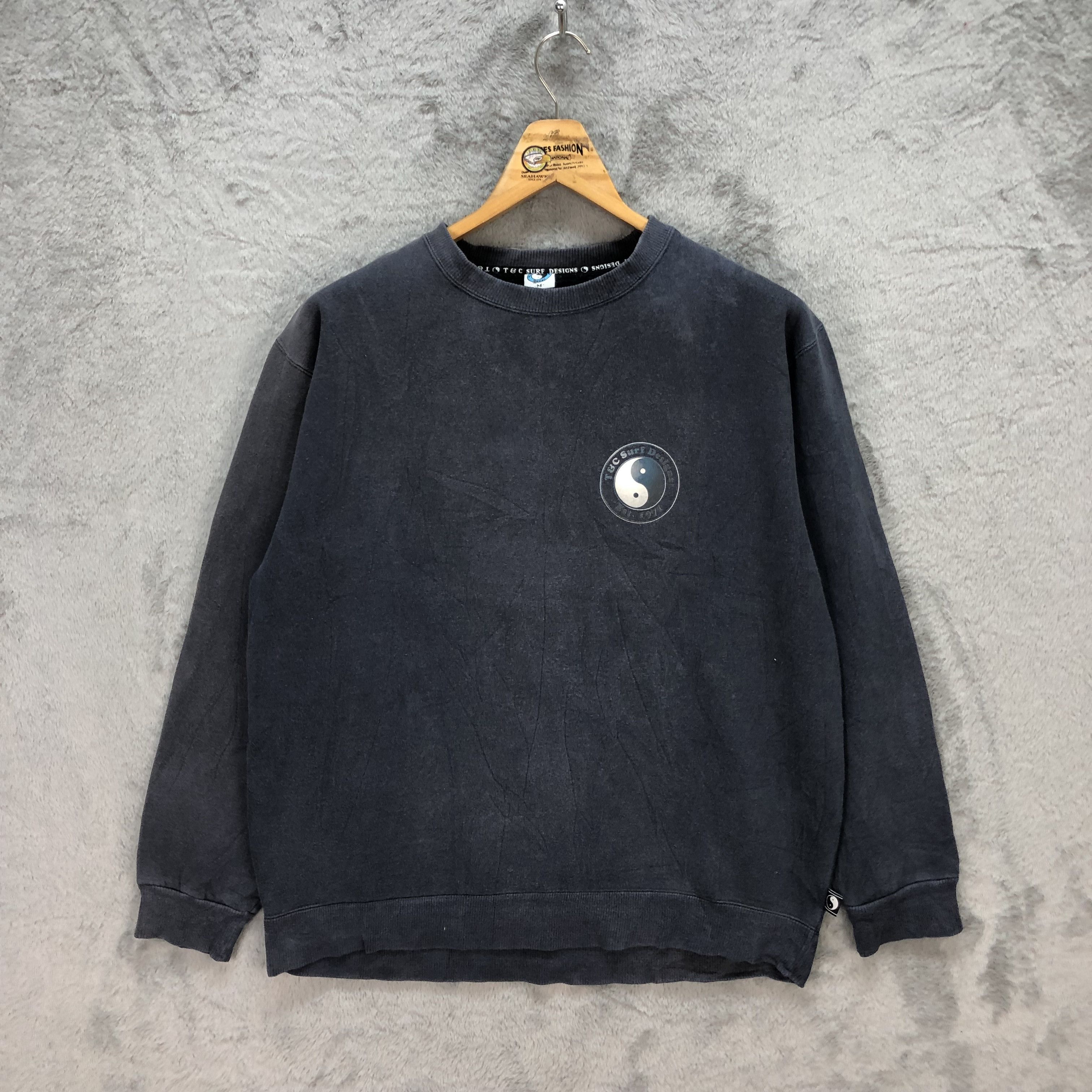 Vintage T&C Surf Design Hawaii Big Logo Sweatshirts #5837-210 Size US M / EU 48-50 / 2 - 3 Thumbnail
