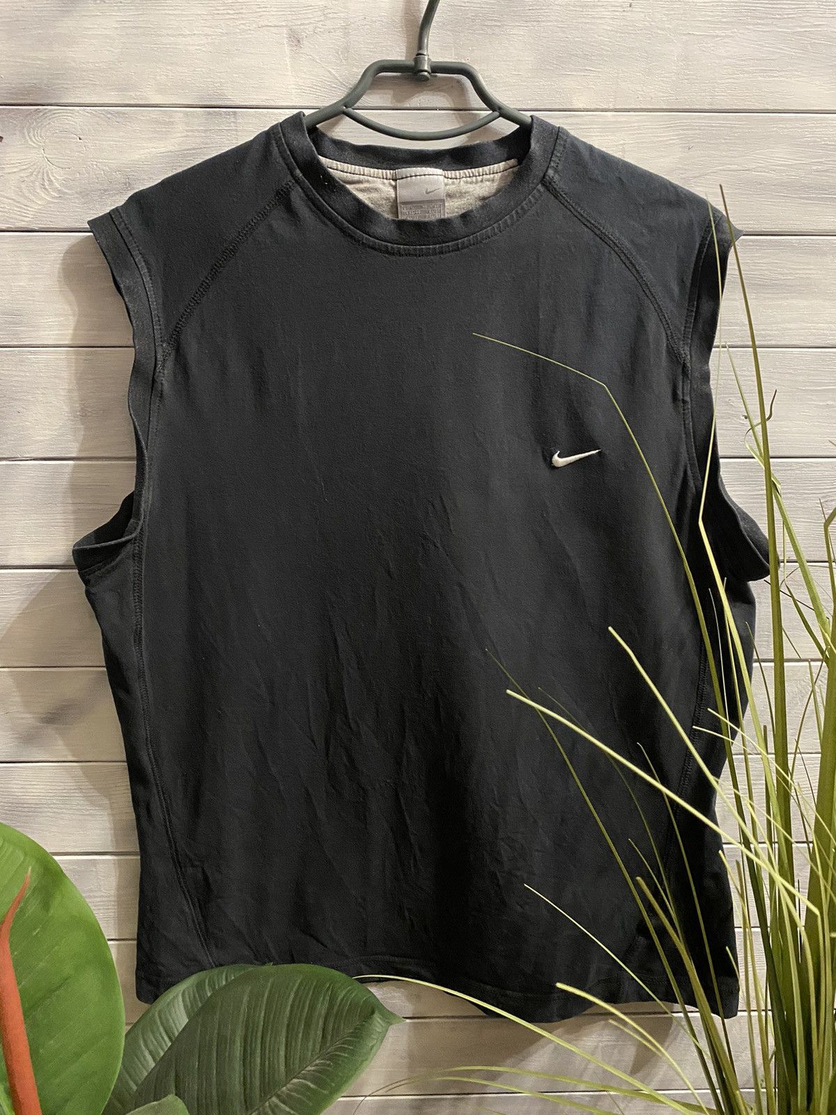Nike × Vintage Vintage Tee Nike Y2K style. Drill swoosh Size US L / EU 52-54 / 3 - 1 Thumbnail