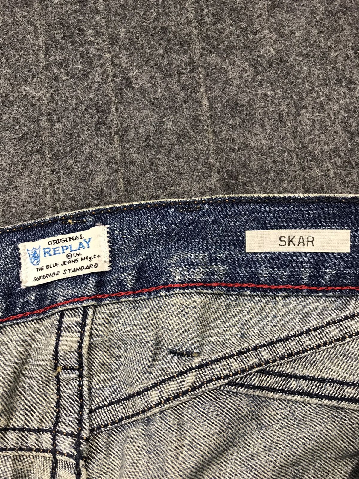 Replay Replay R81 Asolo Italy Distressed Denim Jeans Buttonfly Size US 31 - 9 Thumbnail