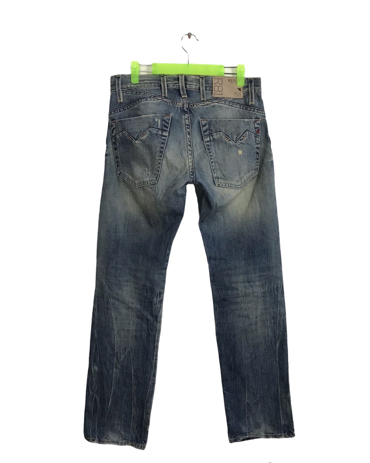 Replay Replay R81 Asolo Italy Distressed Denim Jeans Buttonfly Size US 31 - 1 Thumbnail