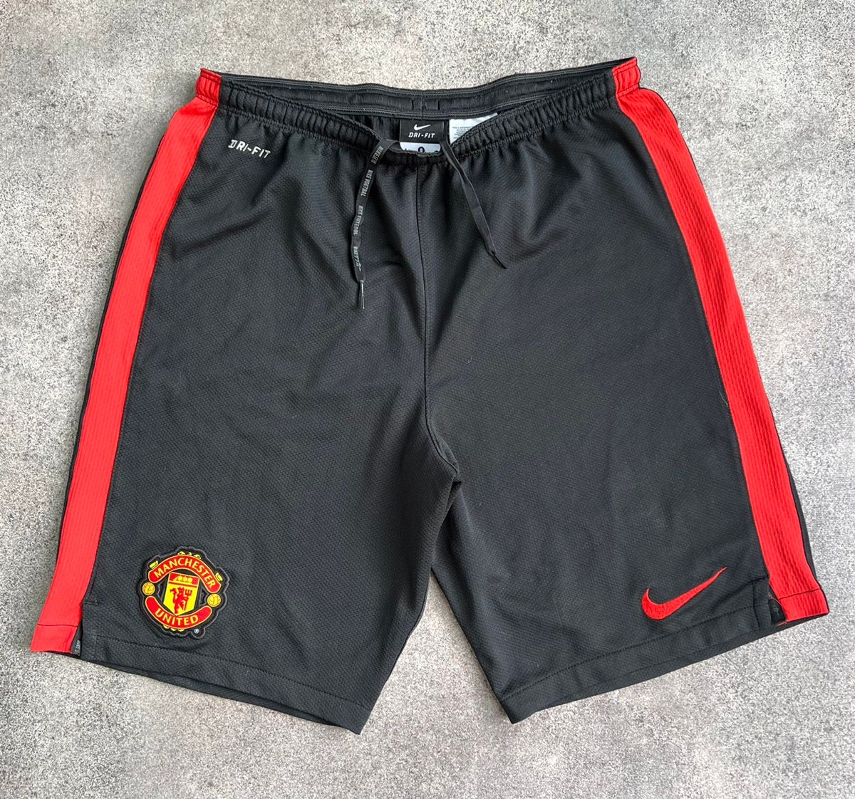 Pre-owned Manchester United X Nike Manchester United Vintage Soccer Shorts In Black