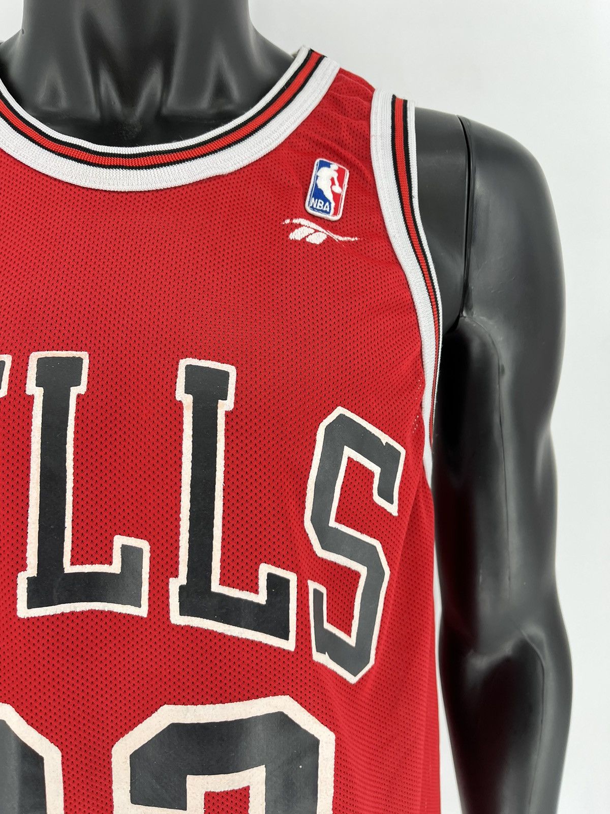 NBA Rare Vintage Reebok NBA Chicago Bulls jordan Basketball Size US M / EU 48-50 / 2 - 8 Thumbnail