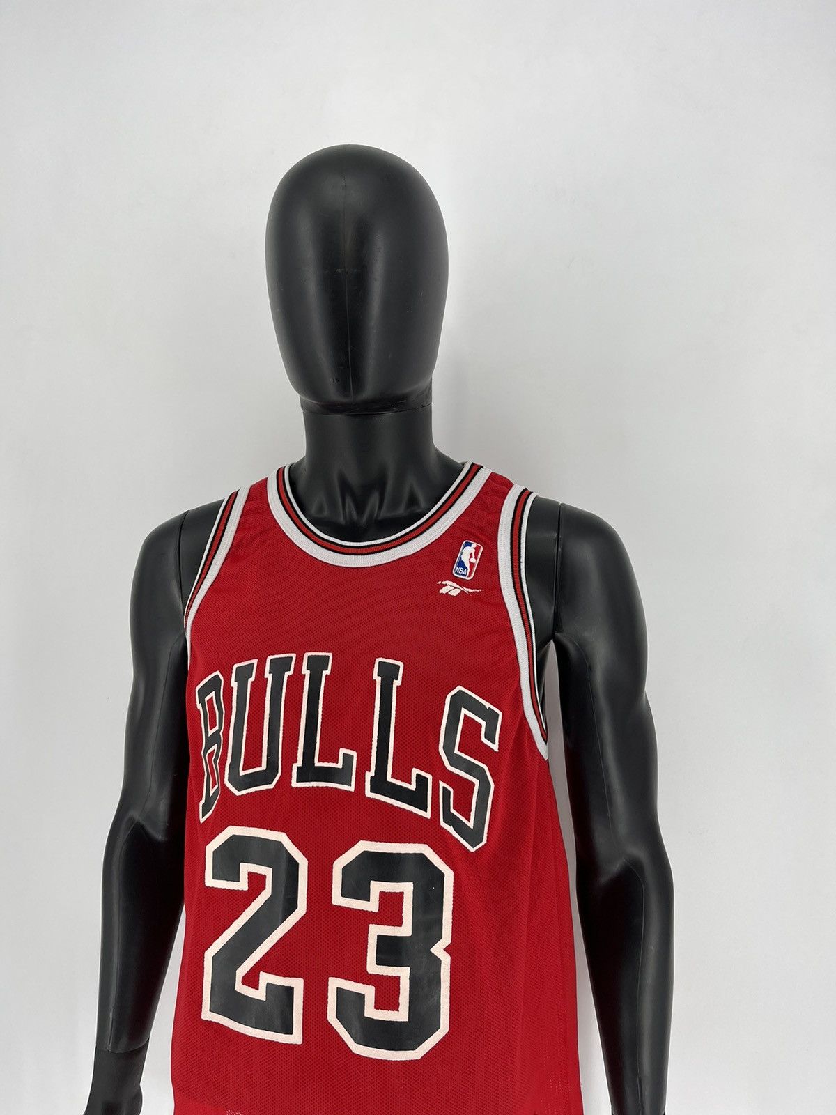 NBA Rare Vintage Reebok NBA Chicago Bulls jordan Basketball Size US M / EU 48-50 / 2 - 4 Thumbnail