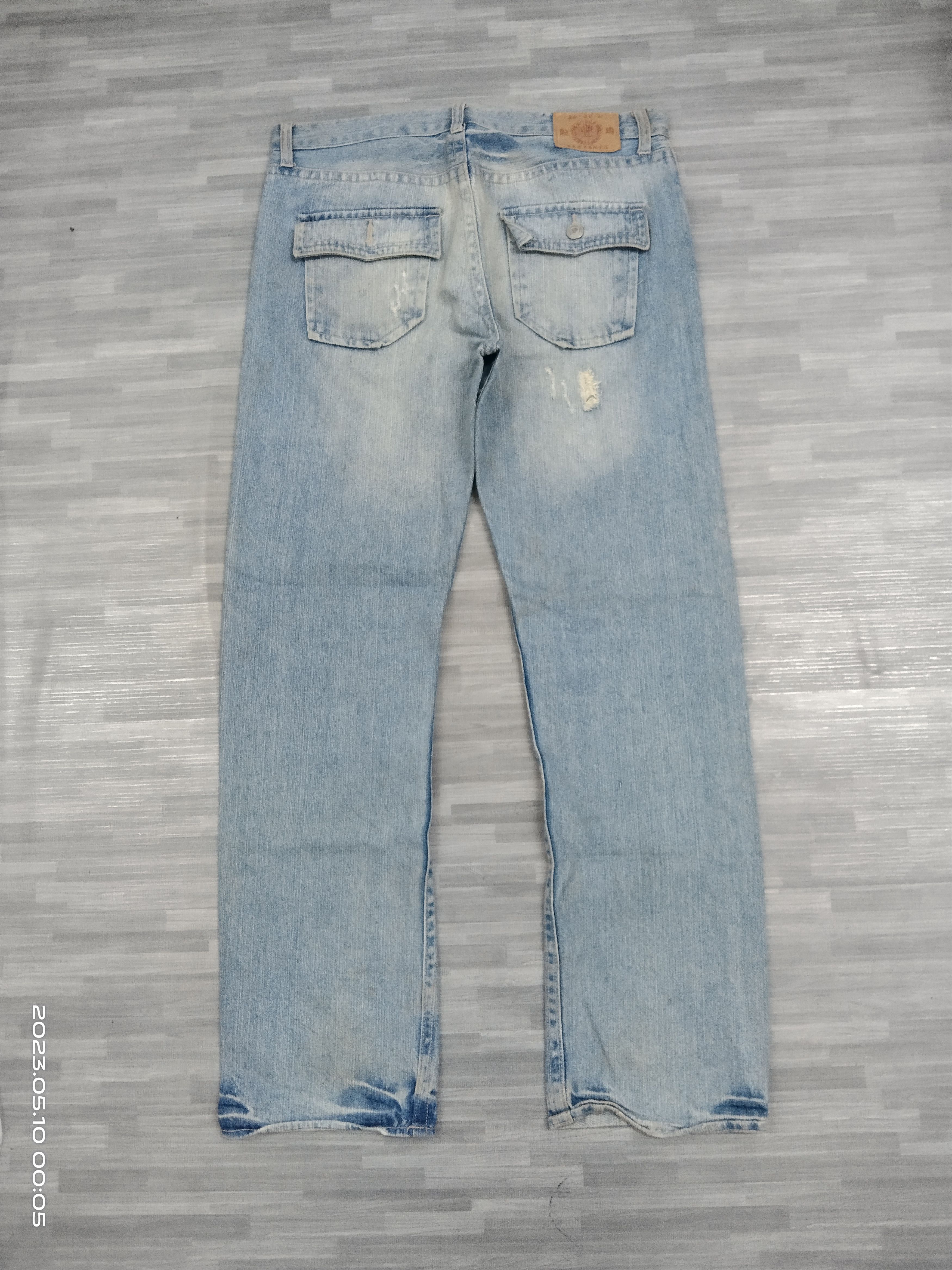 Art Comes First SiCK RIPED HANDMADE ART KOI FISH BUDEN DENIM PANTS Size US 35 - 3 Thumbnail