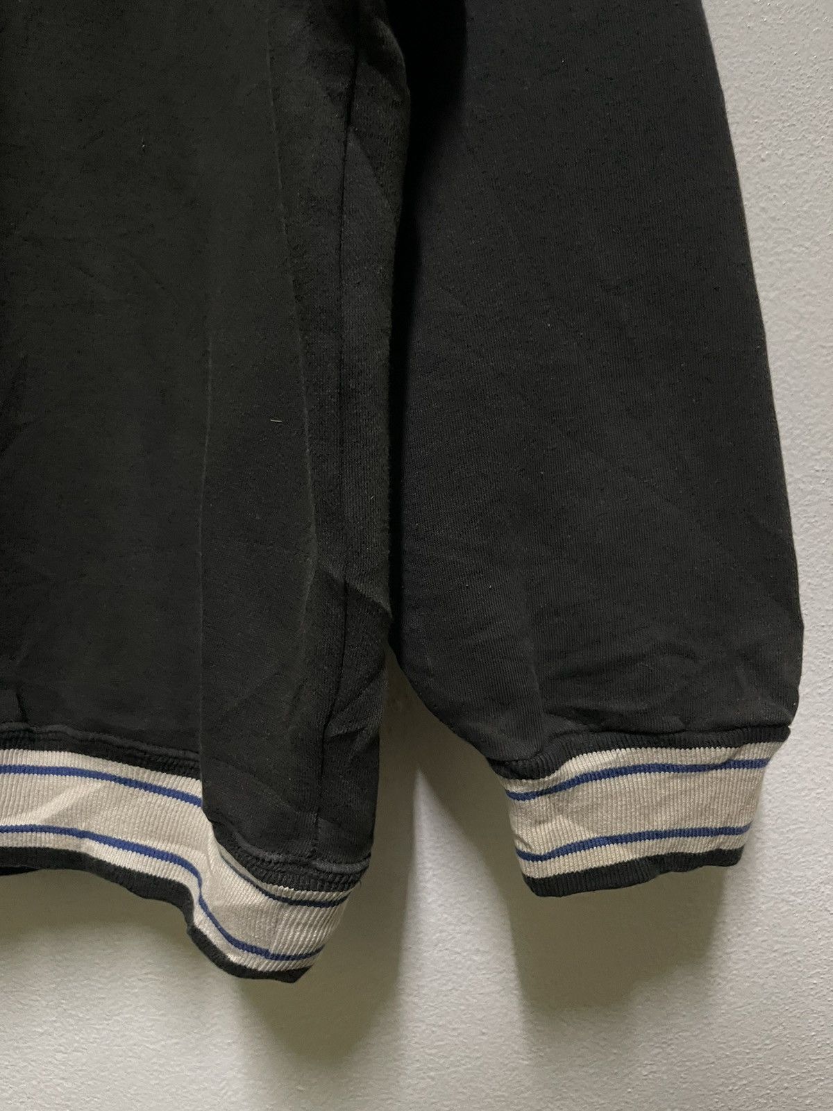 Nike Vintage Rare Nike Sweatshirt Hoodie Center Swoosh Size US L / EU 52-54 / 3 - 8 Thumbnail