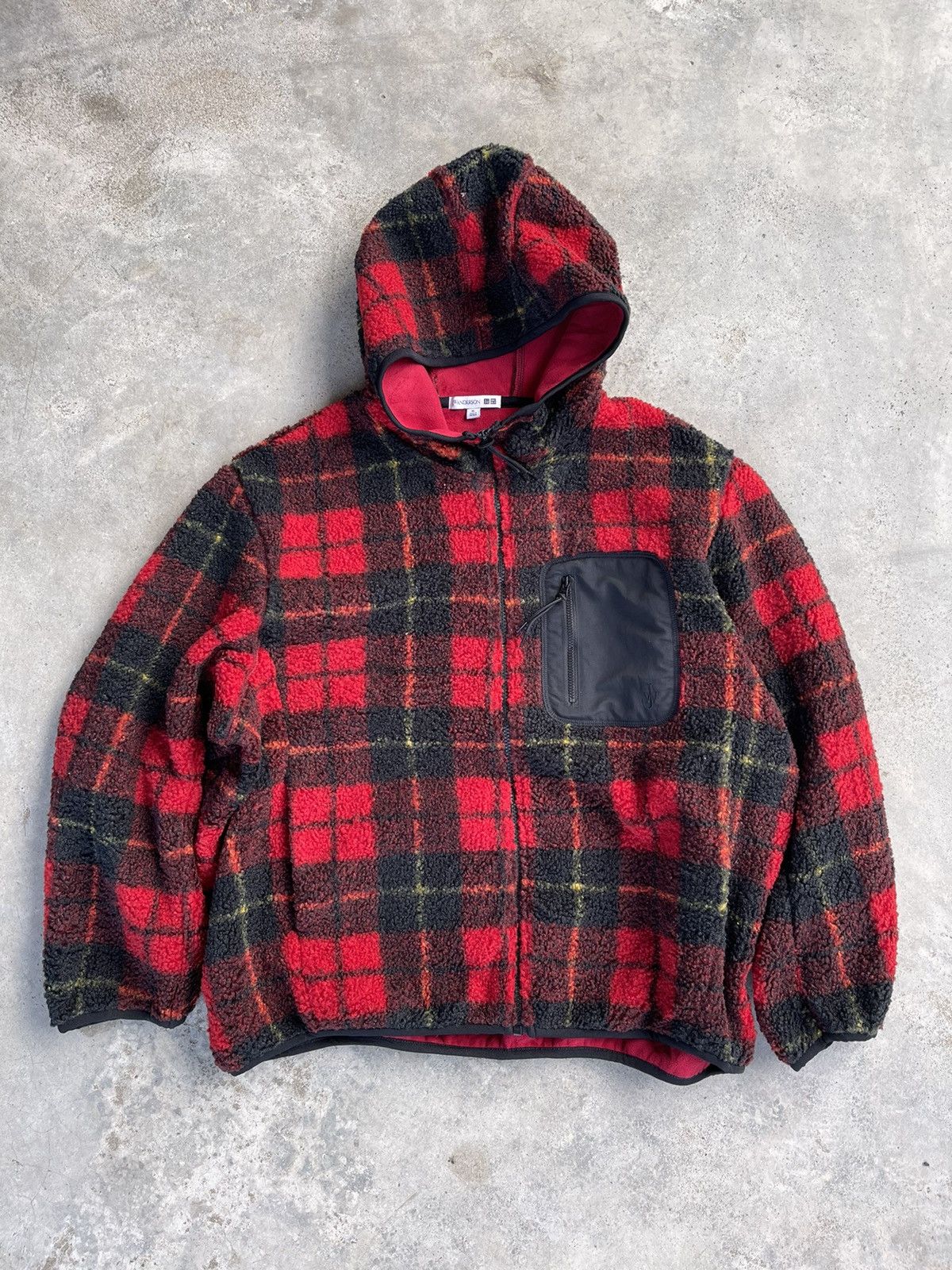 image of J W Anderson x Uniqlo J.w. Anderson X Uniqlo Plaid Bulky Fleece Hooded Jacket in Red Plaid (Size XL