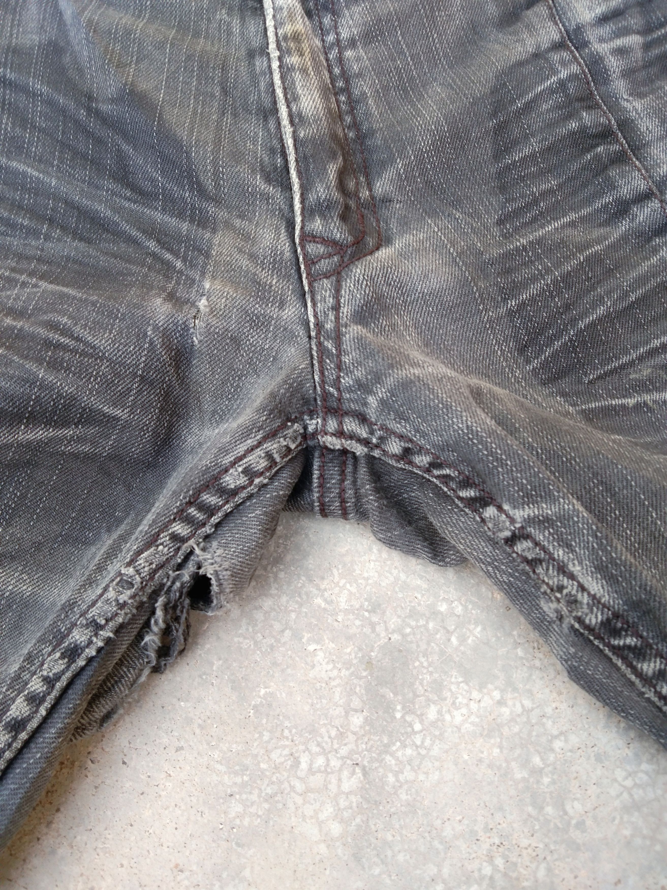 Japanese Brand Vintage Nicole Club For Men Boot Cut Distressed Jeans 32x30 Size US 32 / EU 48 - 7 Thumbnail