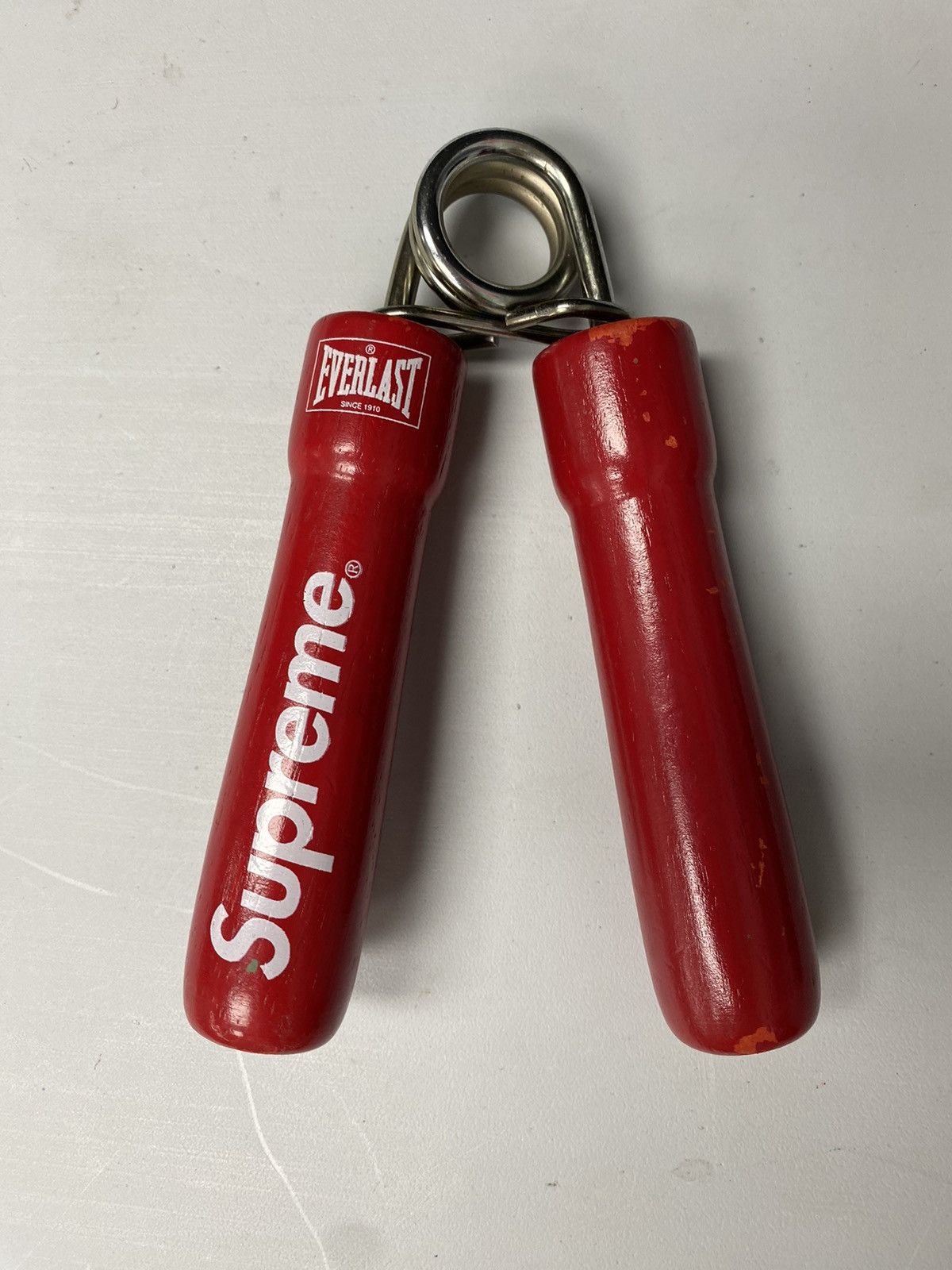 image of Supreme X Everlast Hand Grip Red, Men's