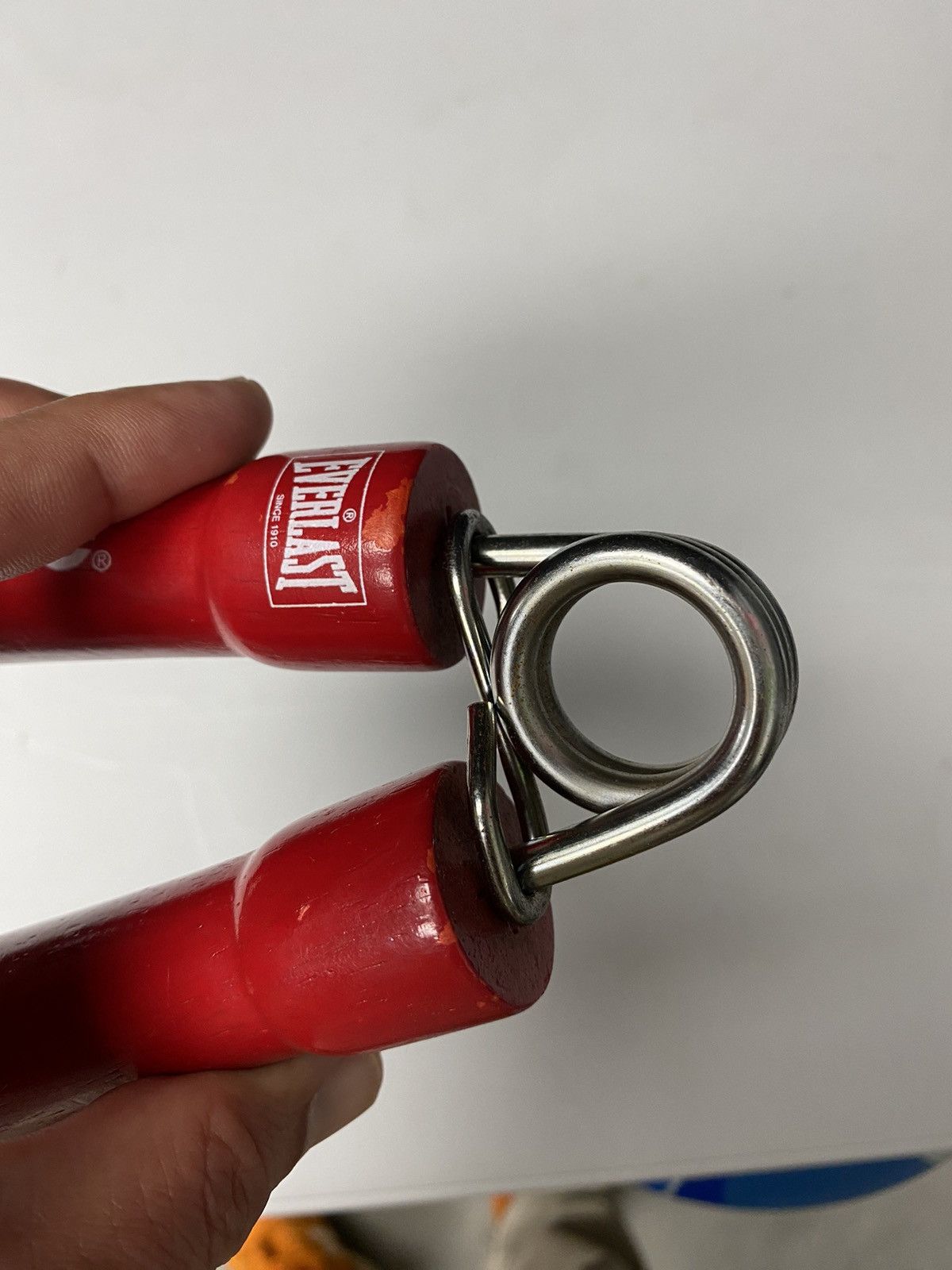 Supreme Supreme x Everlast Hand Grip Red Size ONE SIZE - 5 Thumbnail