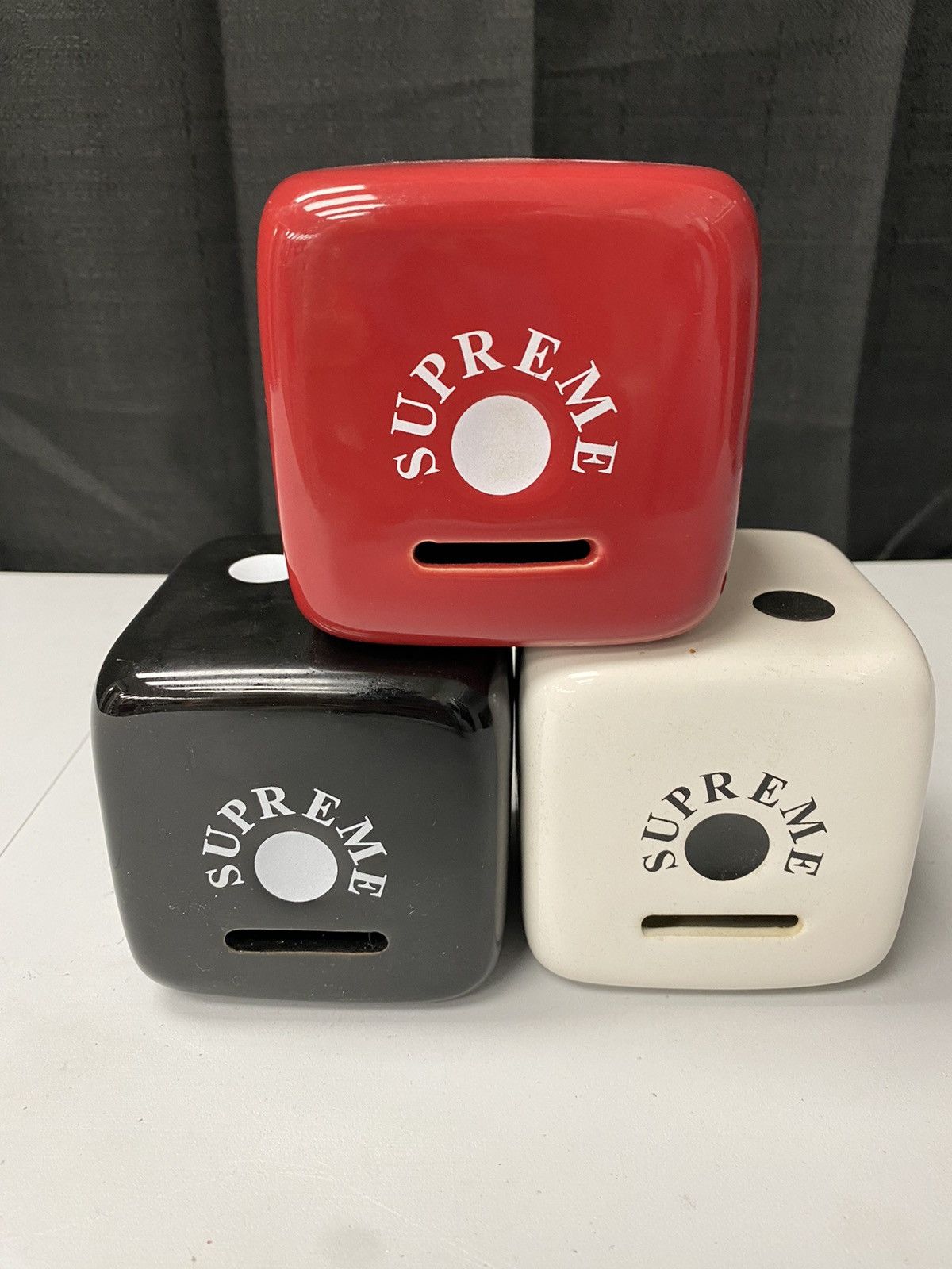 Pre-owned Supreme Dice Ceramic Piggy Bank Set Of 3 In Red