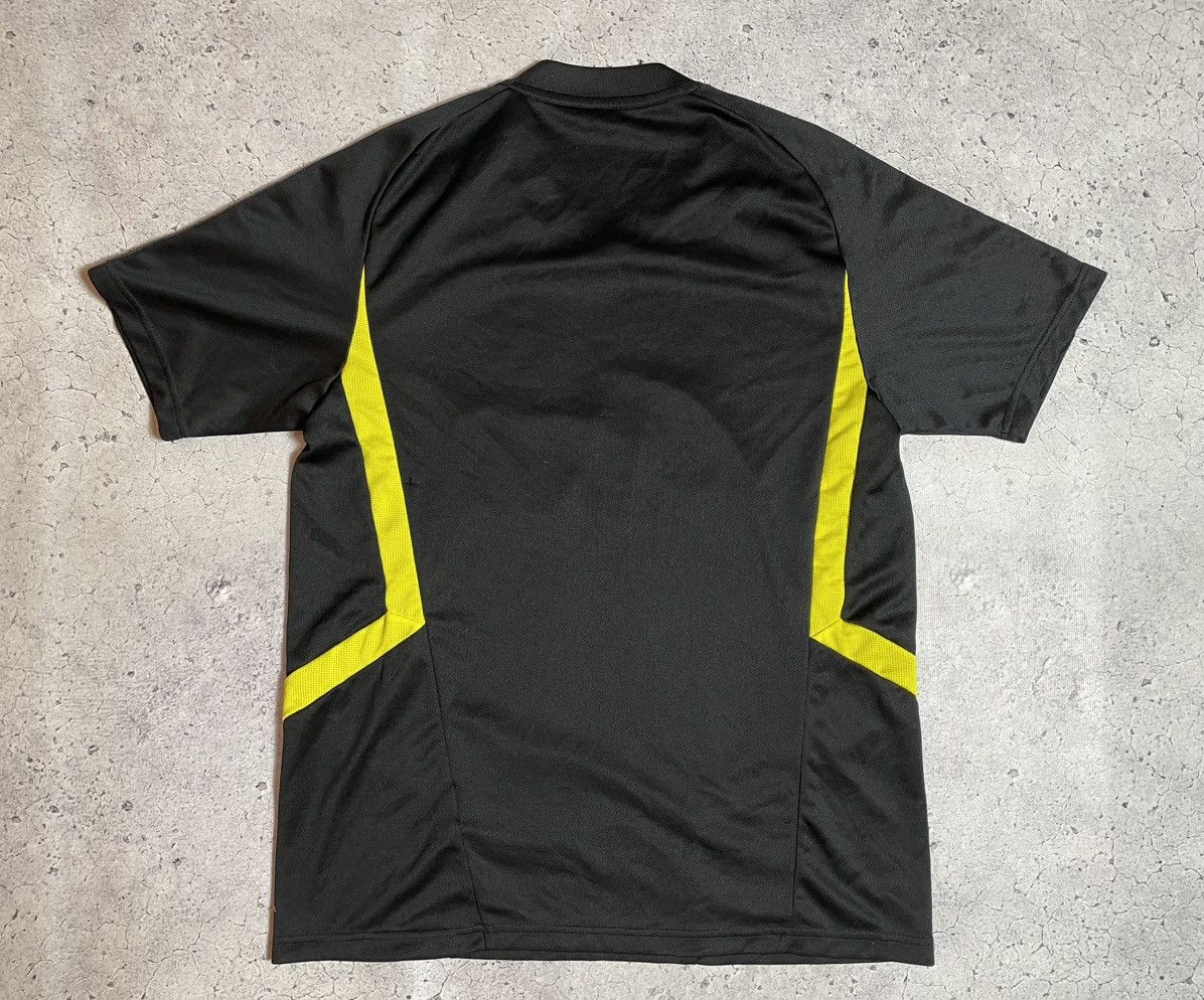 Adidas Soccer jersey Manchester United Adidas season 2019 Size US M / EU 48-50 / 2 - 2 Thumbnail
