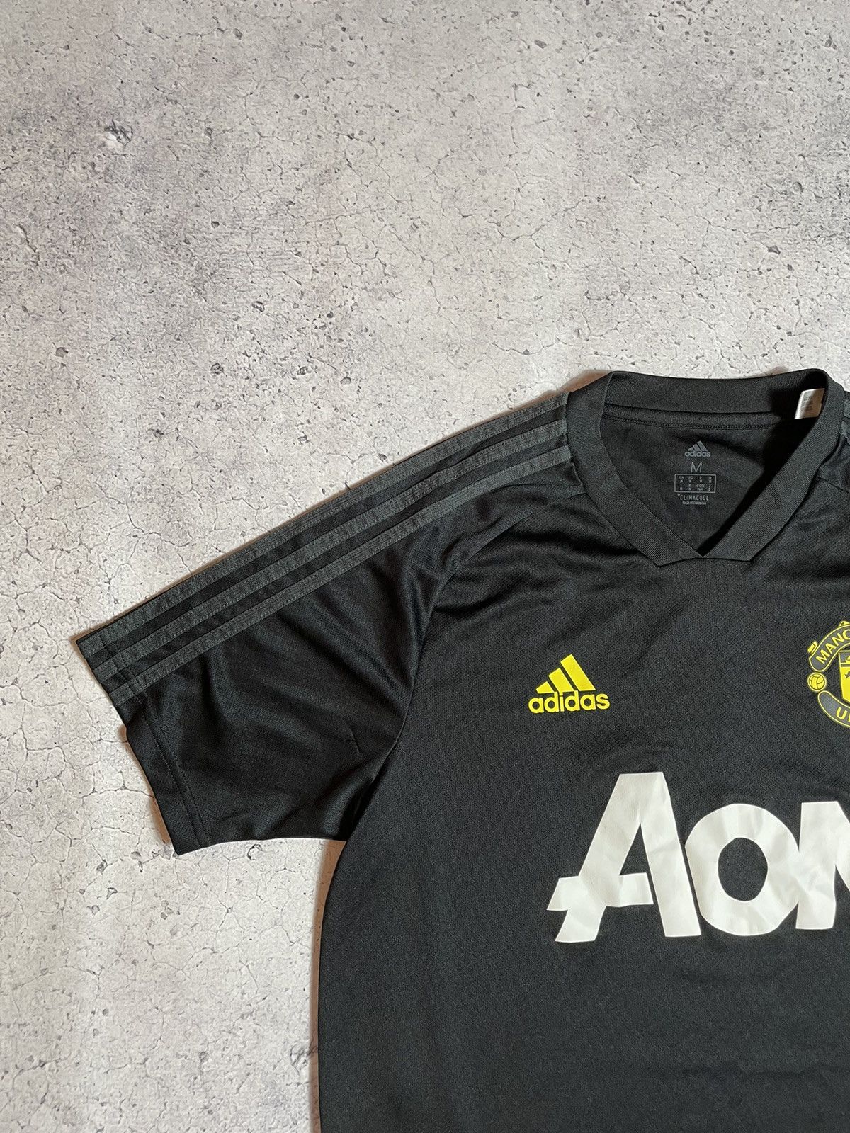 Adidas Soccer jersey Manchester United Adidas season 2019 Size US M / EU 48-50 / 2 - 3 Thumbnail