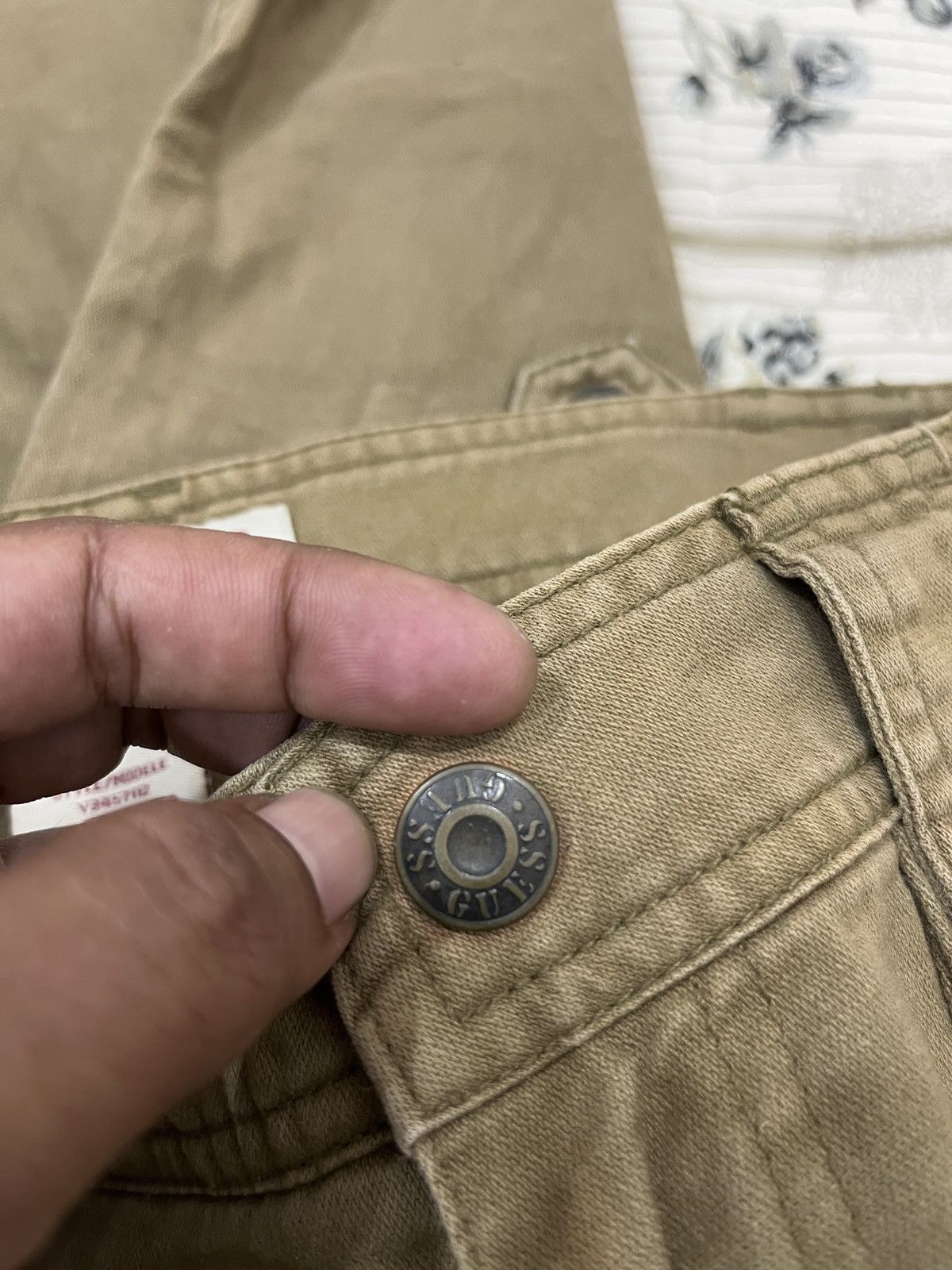 Guess × Hypebeast (Ttt). GUESS JEANS HYPEBEAST TACTICAL FLARE PANTS Size 30" / US 8 / IT 44 - 8 Thumbnail