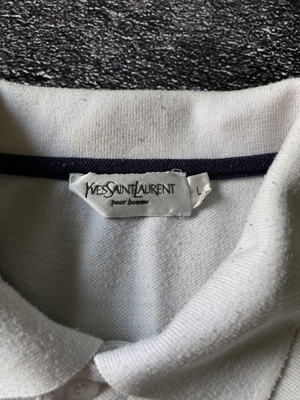 Yves Saint Laurent Yves Saint Laurent Polo T-shirt big logo Size US L / EU 52-54 / 3 - 11 Thumbnail