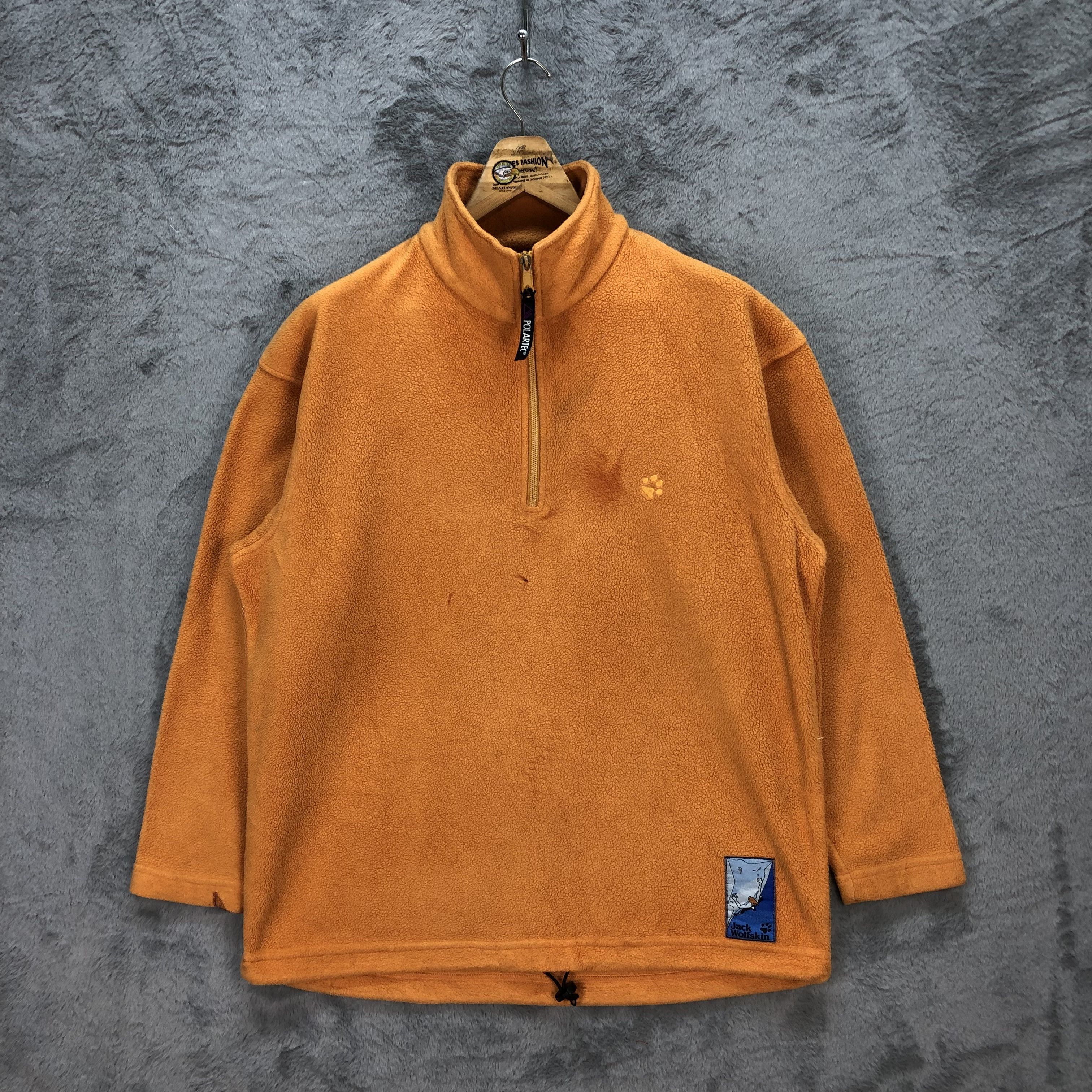 image of Vintage Jack Wolfskins Polartec Pullover Fleece 5966-19 in Orange, Men's (Size Large)