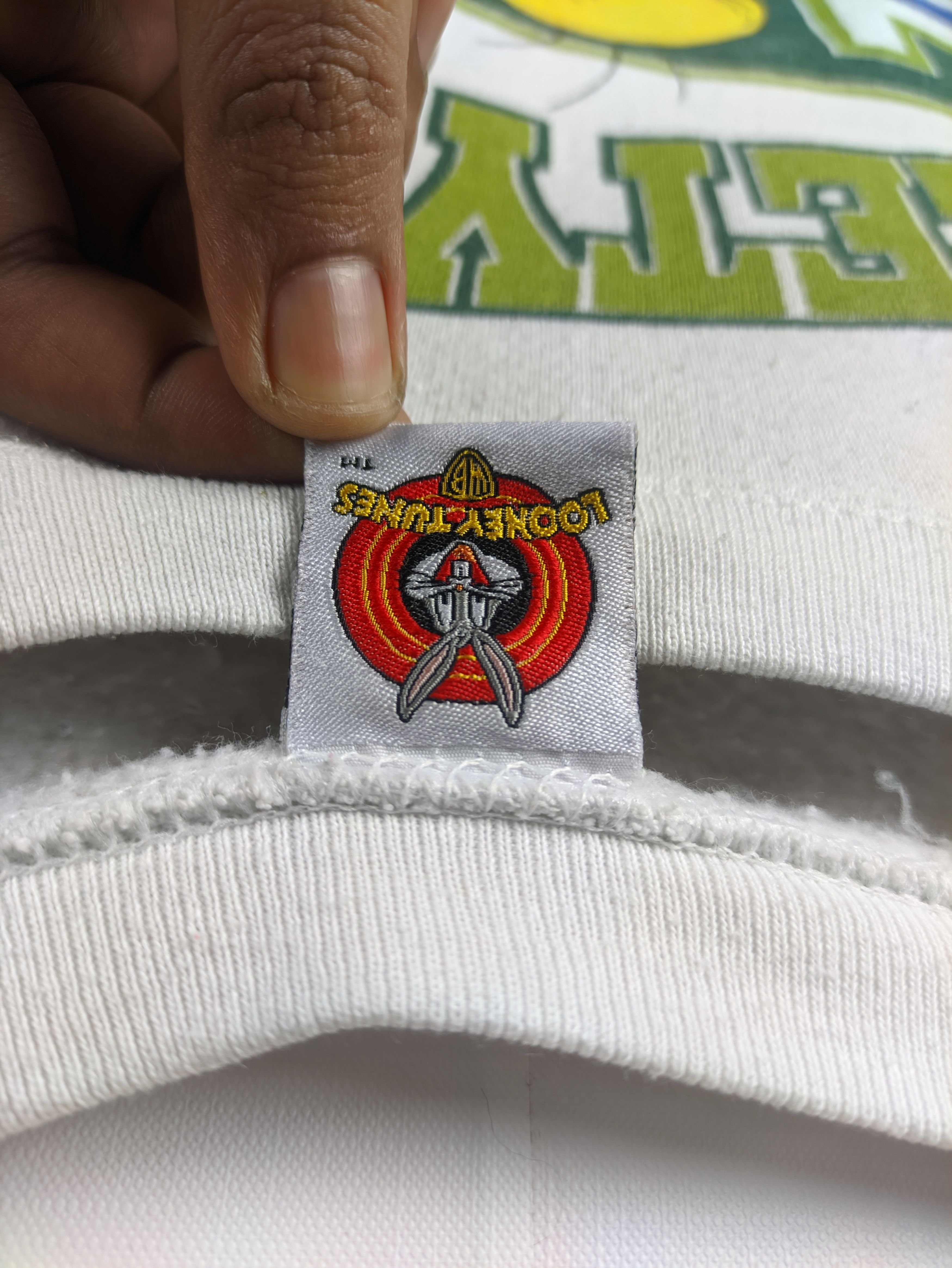 Warner Bros Steals🔥Vintage Sweatshirt Tweety Bird Warner Bros 1997 Size US M / EU 48-50 / 2 - 3 Thumbnail
