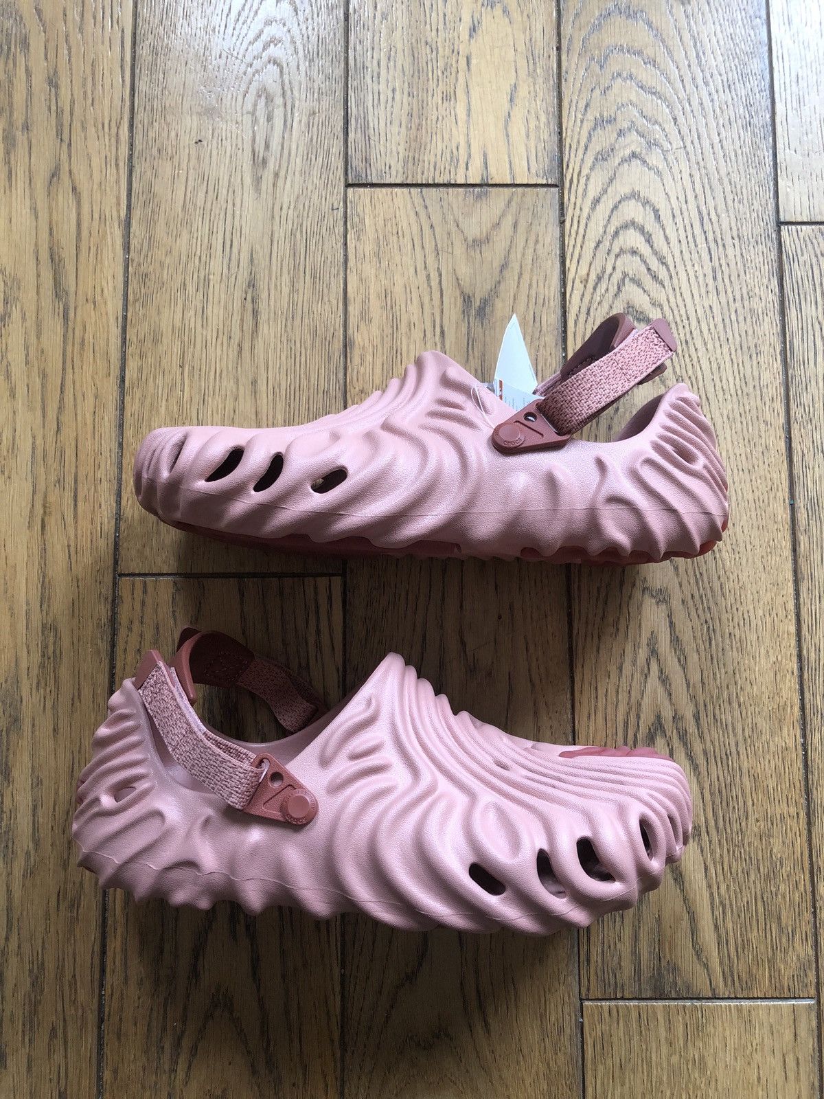 Crocs × Salehe Bembury Crocs X Salehe Bembury Size US 11 / EU 44 - 1 Thumbnail