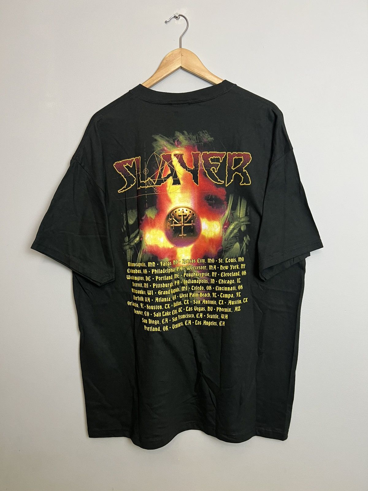 Band Tees Vintage Deadstock Slayer 2003 Tour Metal Band Tshirt Grail Size US XL / EU 56 / 4 - 2 Thumbnail
