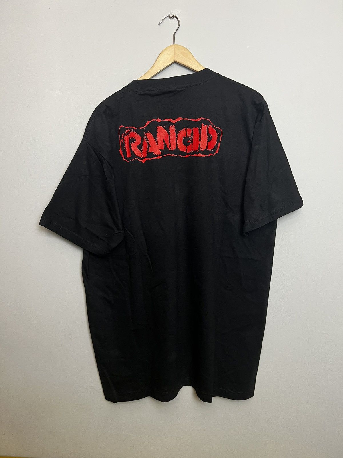Band Tees Vintage 00s Rancid Indestructible Punk Band T Shirt XL Y2K Size US XL / EU 56 / 4 - 2 Thumbnail