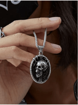 Jewelry Explosions Retro Skull Cross Necklace Size ONE SIZE - 2 Thumbnail