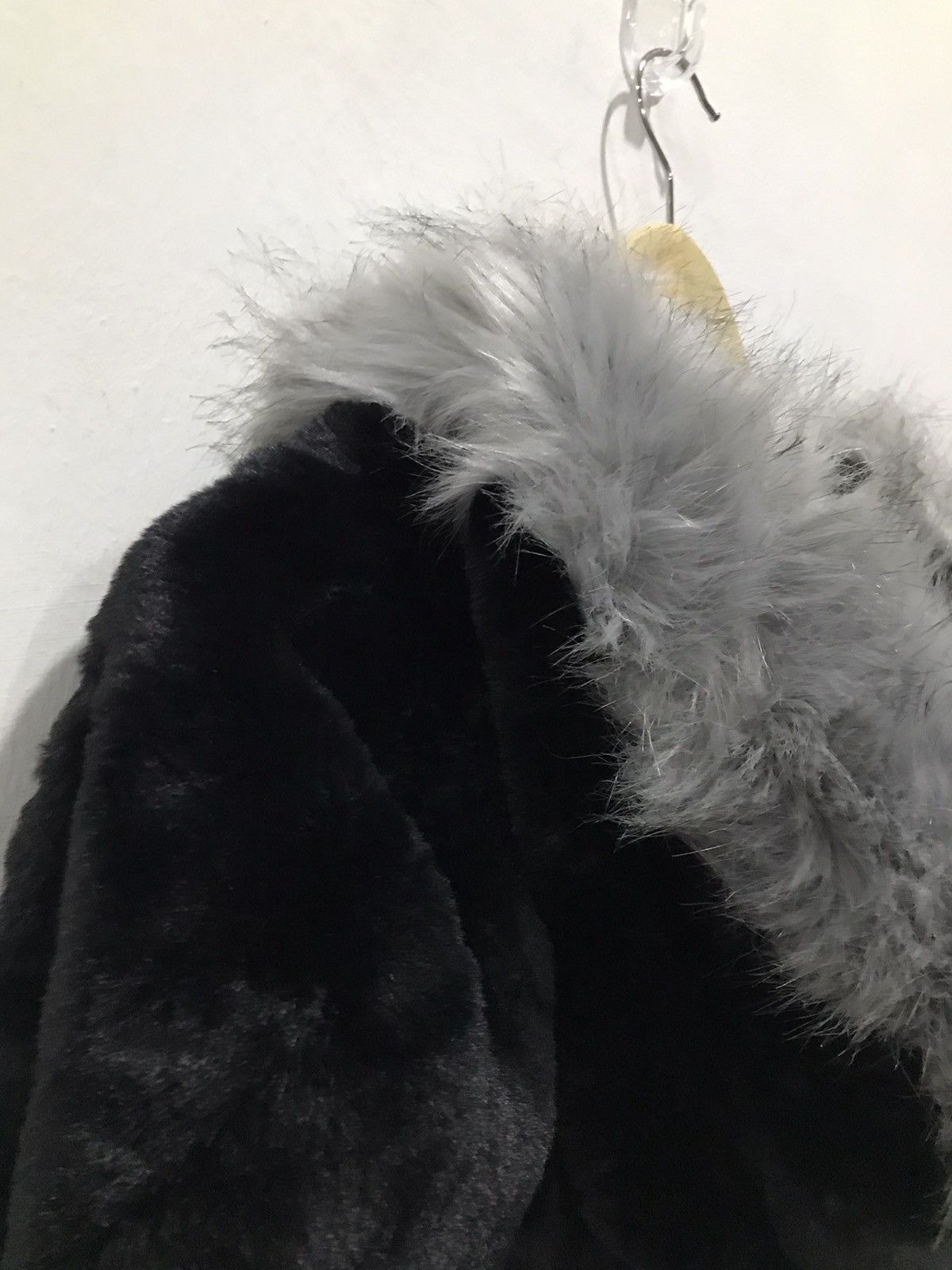 Japanese Brand Domiirige fur cloaks & capes Size US M / EU 48-50 / 2 - 7 Thumbnail