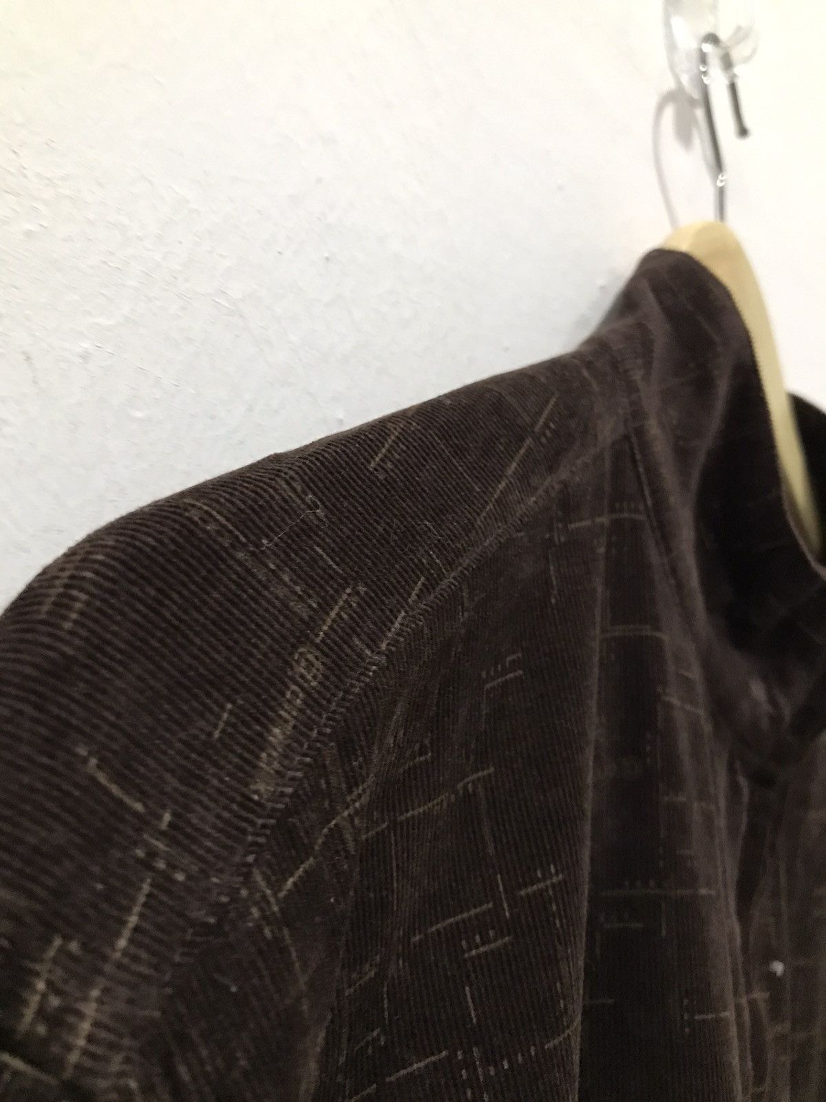 Airwalk Airwalk overprint corduroy zipper shirt Size US M / EU 48-50 / 2 - 6 Thumbnail