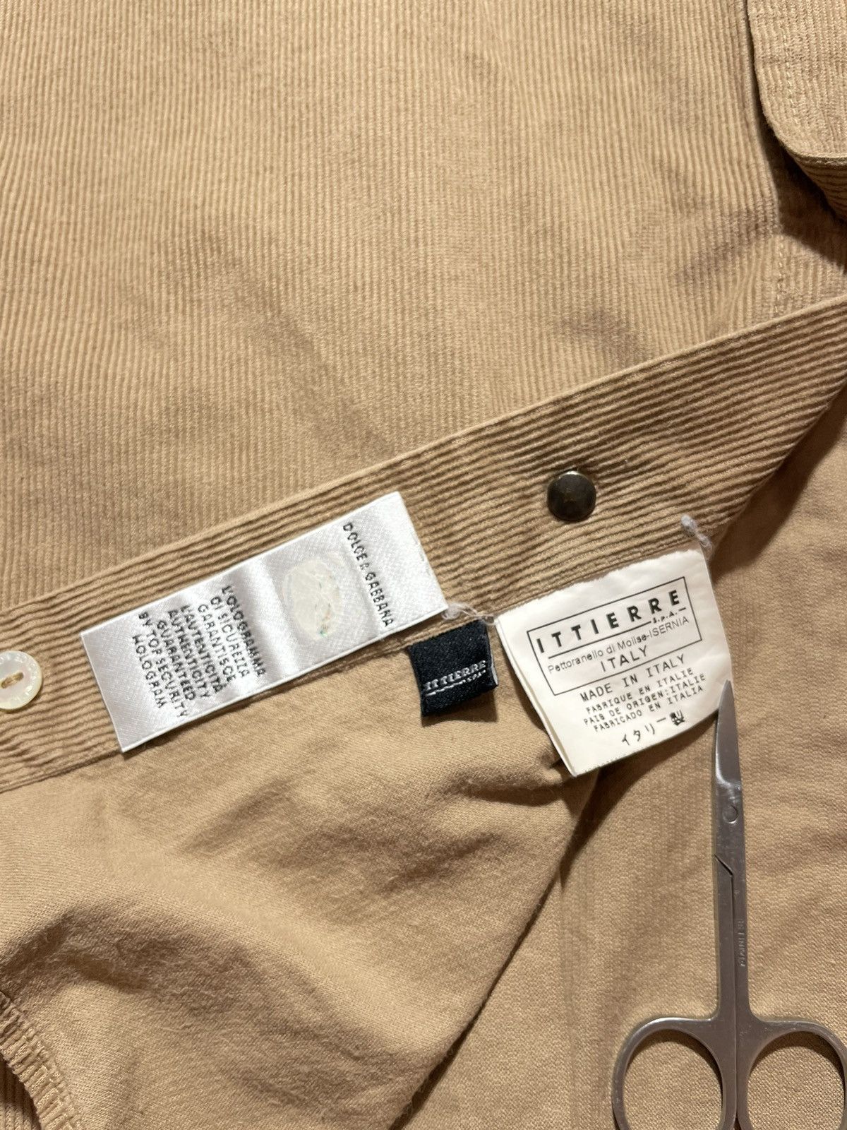 Dolce & Gabbana Dolce & Gabbana Vintage Corduroy Shirt Size US L / EU 52-54 / 3 - 16 Thumbnail