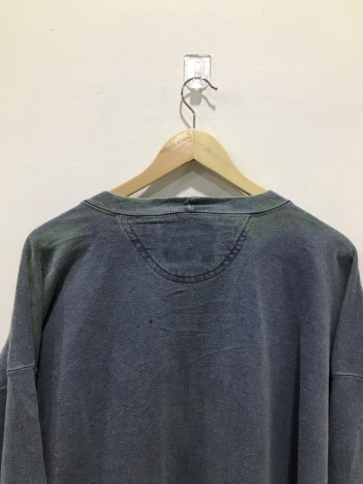 Levi's Vintage Levis crewneck faded Sweatshirt Size US XXL / EU 58 / 5 - 12 Thumbnail