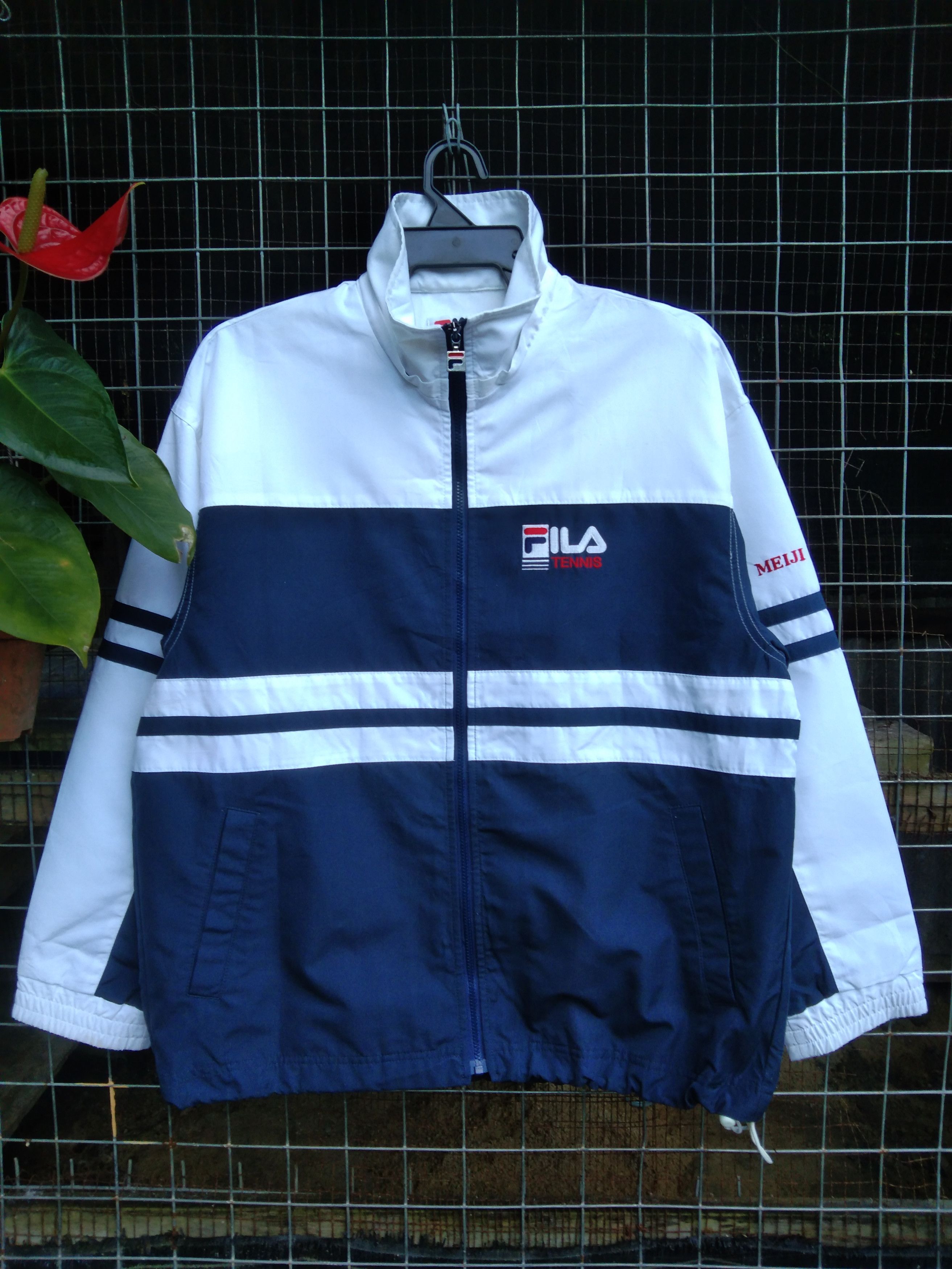 image of Fila Tennis Men's Lightlayers Jacket (Size Large)