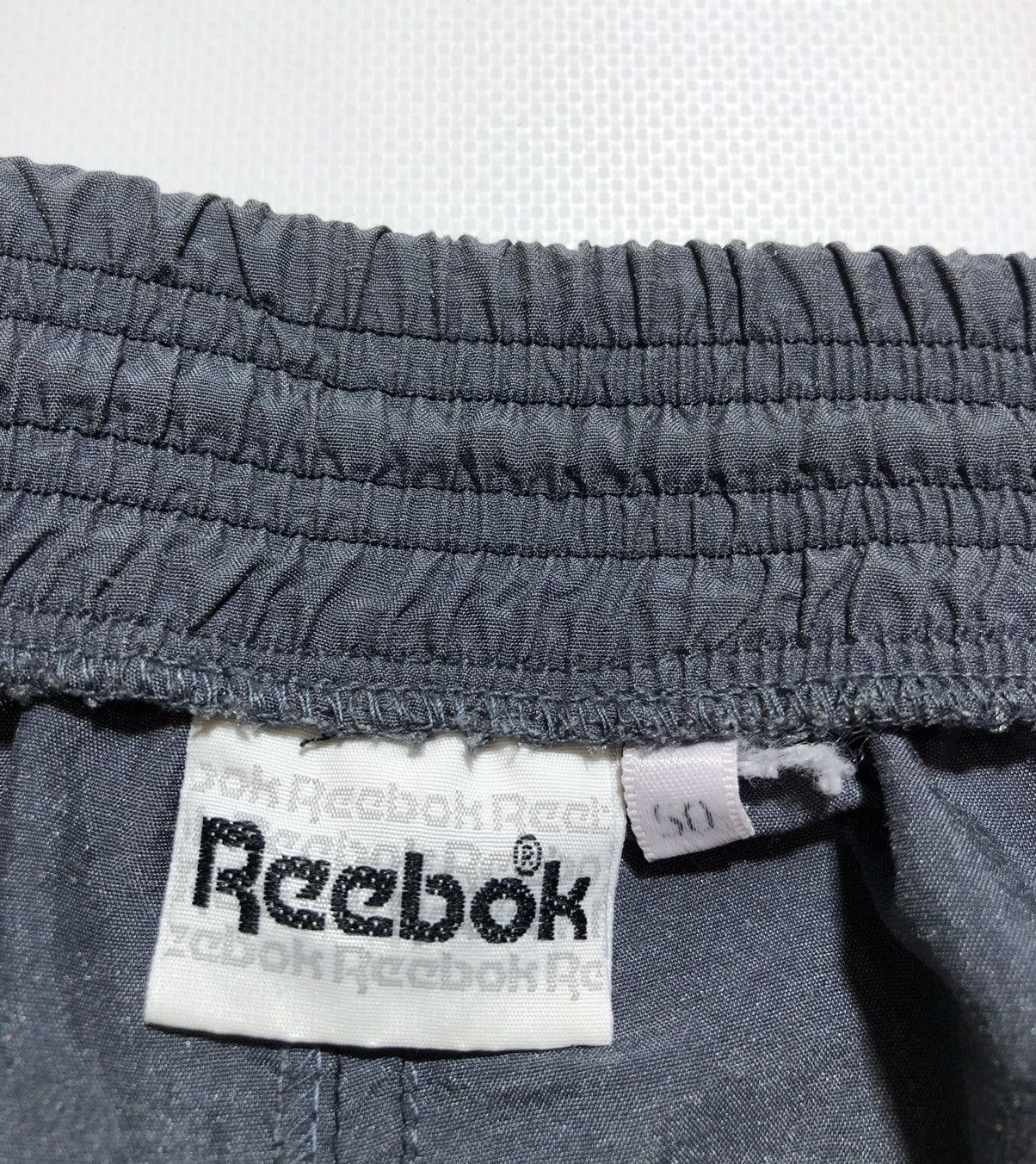Reebok Vintage Reebok Nylon Shorts Size US 34 / EU 50 - 9 Thumbnail