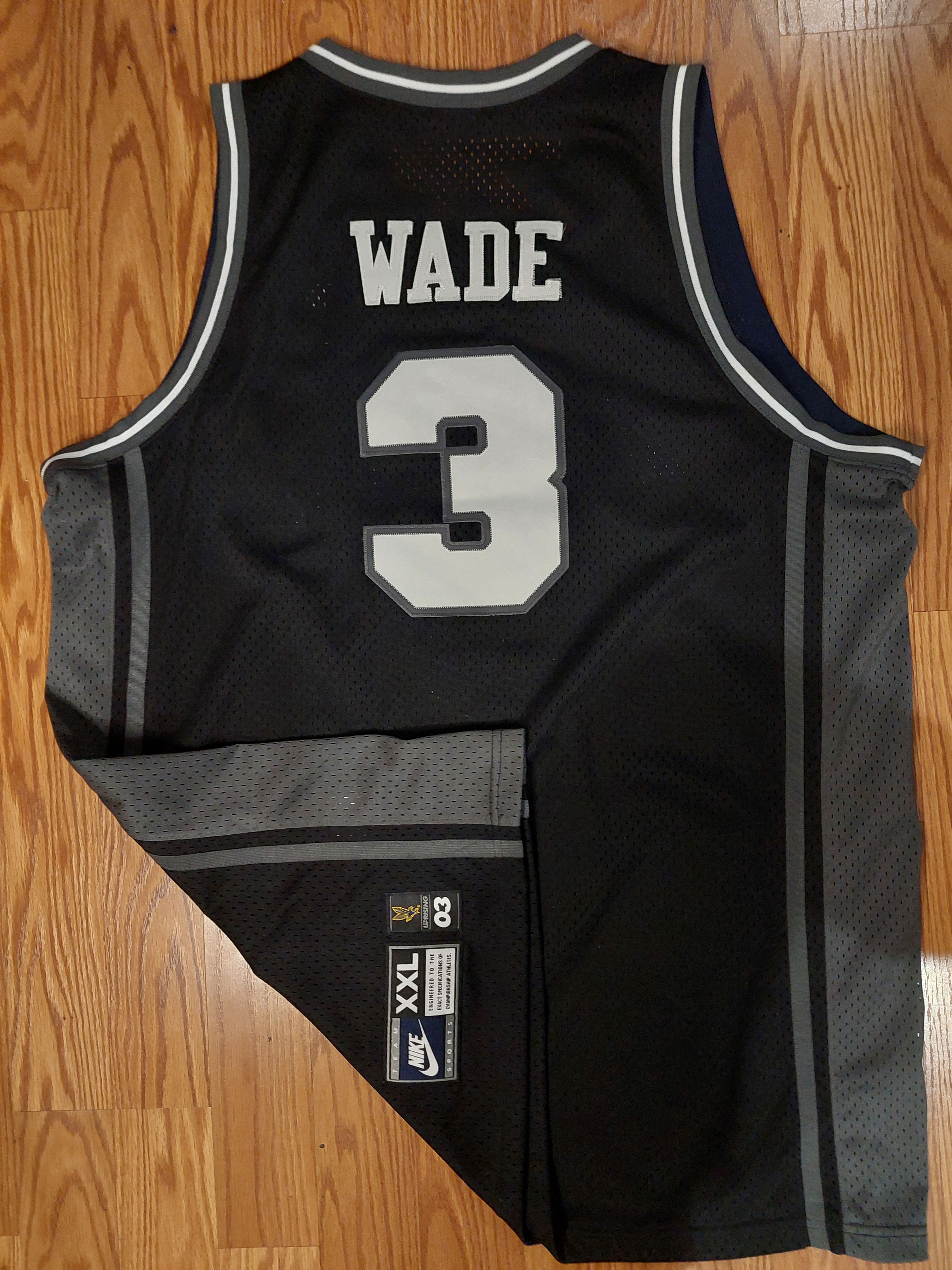 NBA × Nike Authentic Dwyane Wade Marquette University Nike Jersey Size US XXL / EU 58 / 5 - 9 Thumbnail