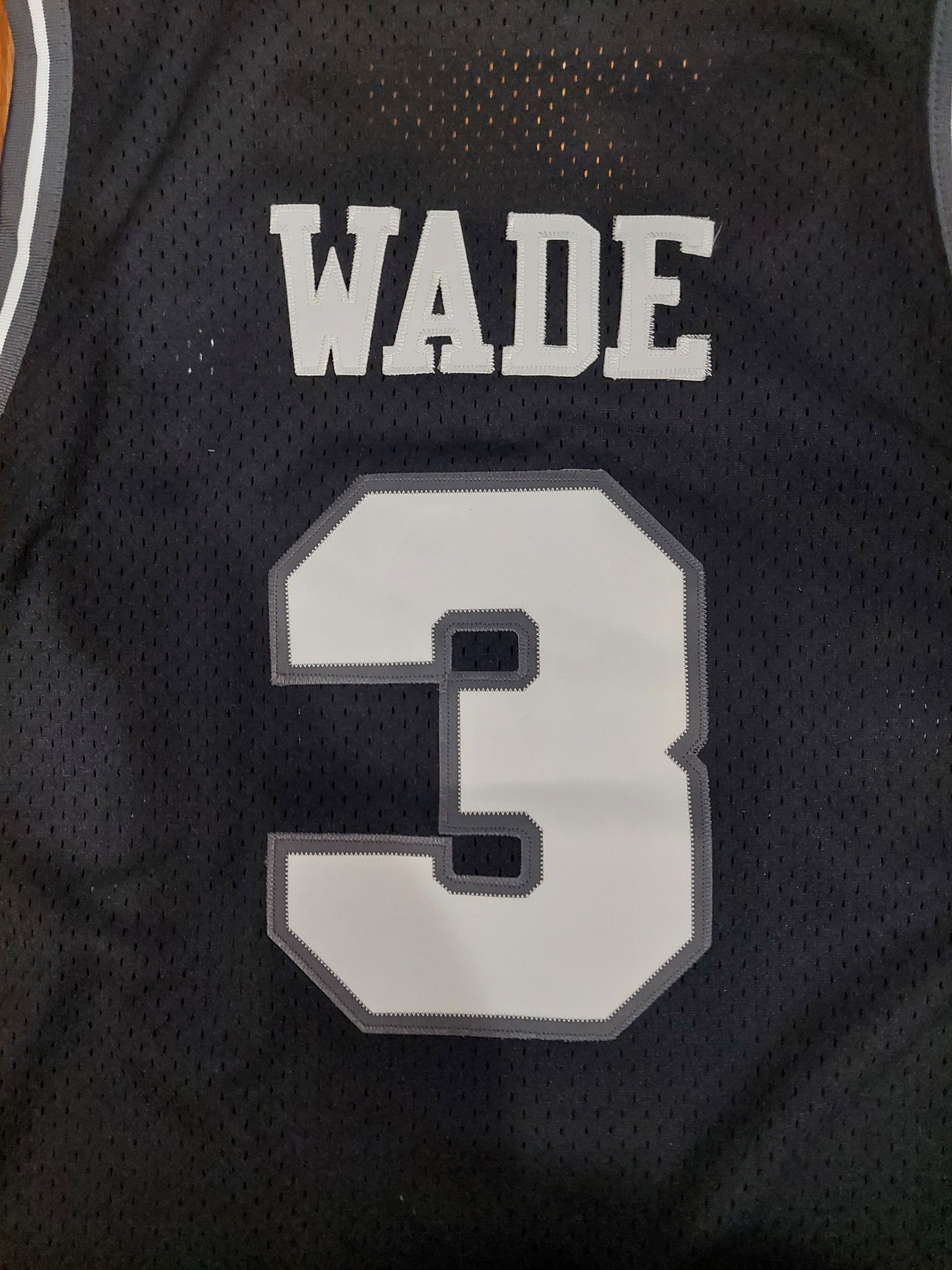 NBA × Nike Authentic Dwyane Wade Marquette University Nike Jersey Size US XXL / EU 58 / 5 - 8 Thumbnail