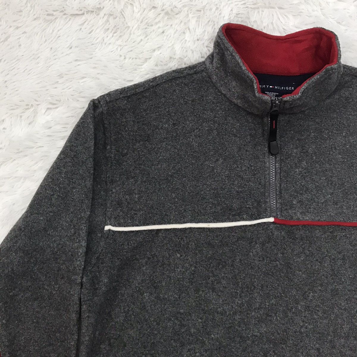 Tommy Hilfiger Tommy Hilfiger Fleece Big Logo On Back Sweater/Sweatshirt Size US L / EU 52-54 / 3 - 5 Thumbnail