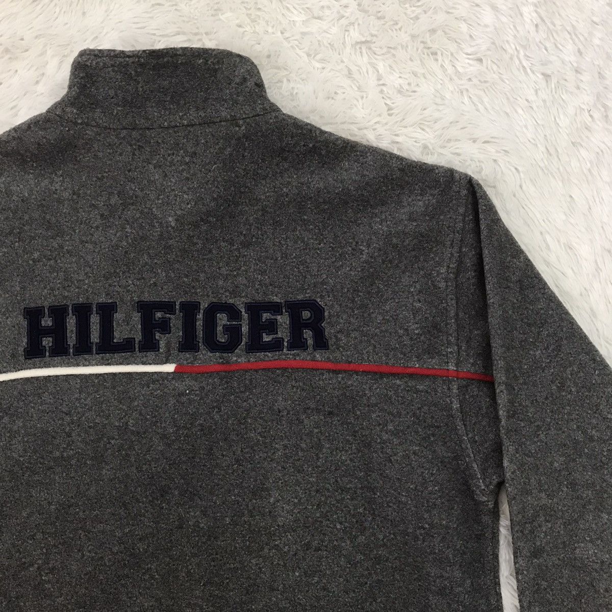 Tommy Hilfiger Tommy Hilfiger Fleece Big Logo On Back Sweater/Sweatshirt Size US L / EU 52-54 / 3 - 8 Thumbnail