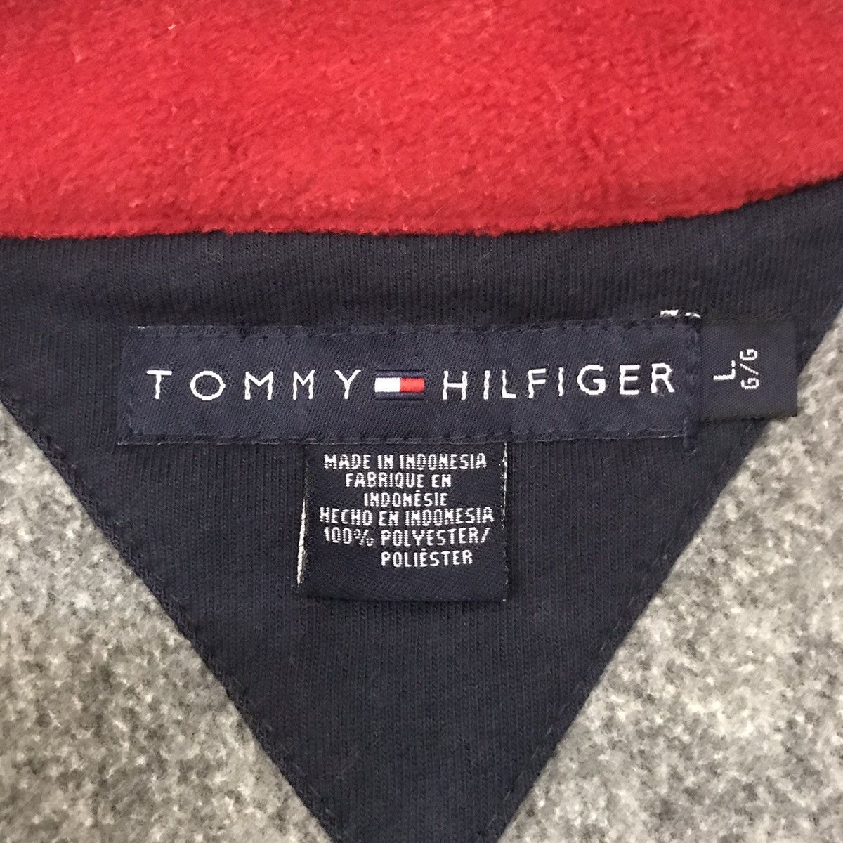 Tommy Hilfiger Tommy Hilfiger Fleece Big Logo On Back Sweater/Sweatshirt Size US L / EU 52-54 / 3 - 12 Thumbnail
