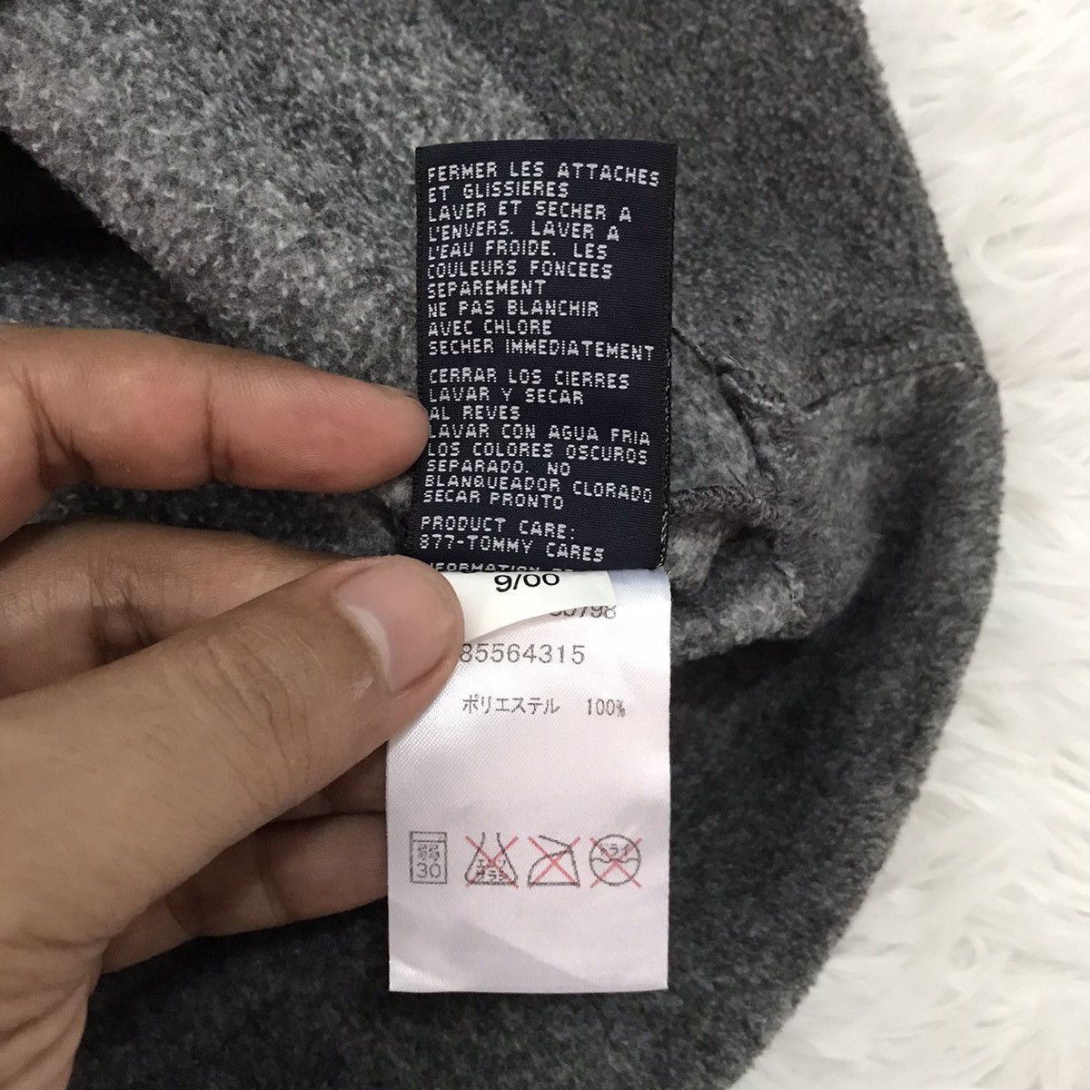 Tommy Hilfiger Tommy Hilfiger Fleece Big Logo On Back Sweater/Sweatshirt Size US L / EU 52-54 / 3 - 14 Thumbnail