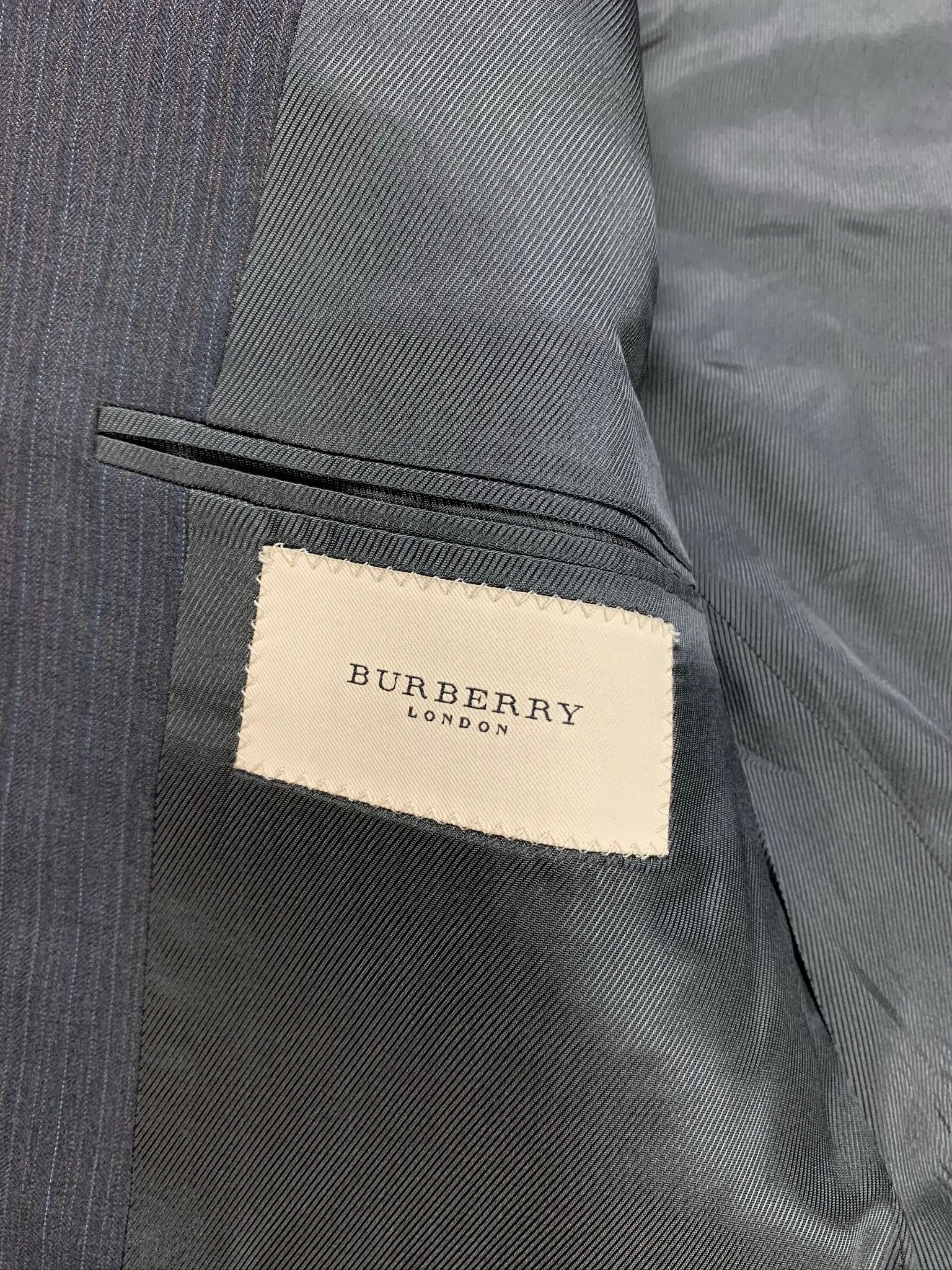 Burberry 🔥75% OFF🔥 [SALE] Burberry Black Wool Blazer Size 40L - 9 Thumbnail