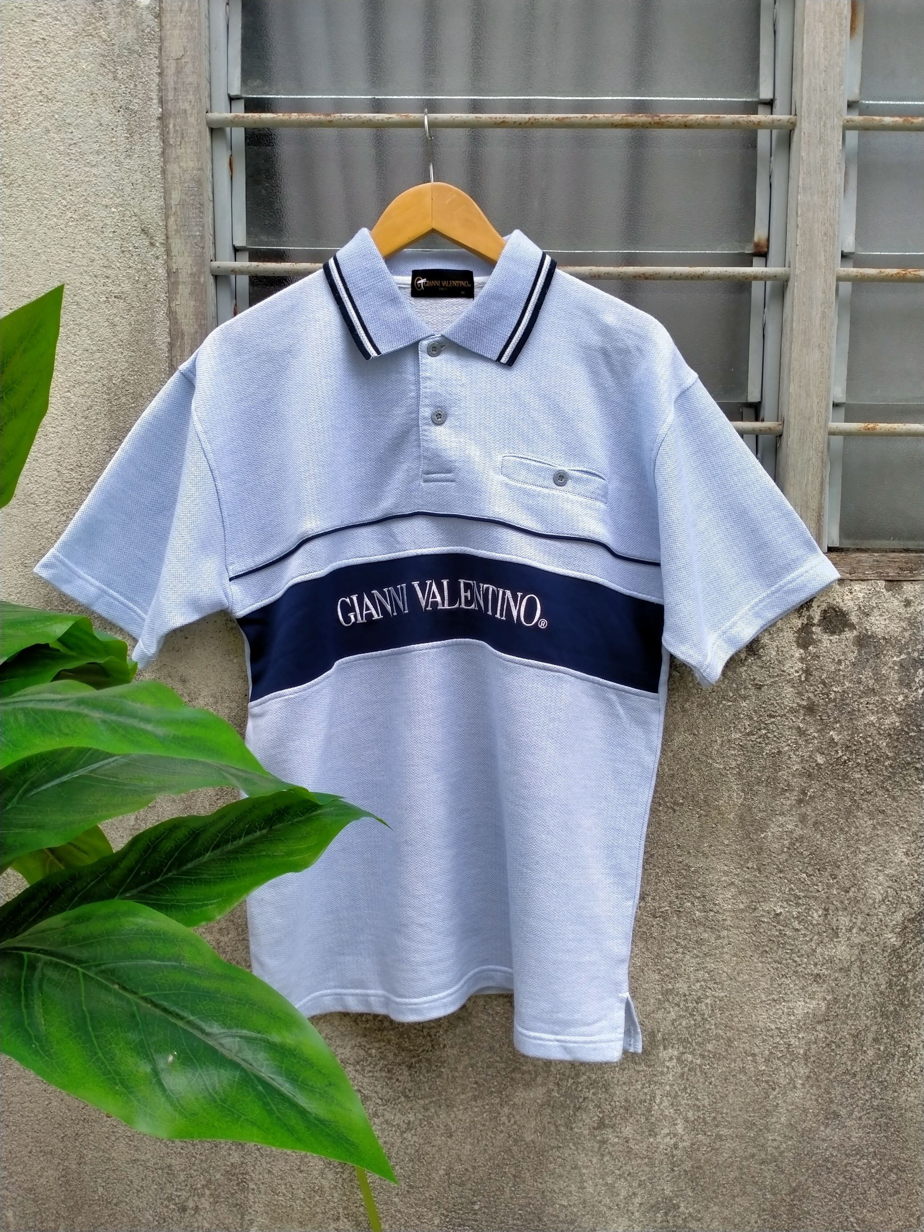 Gianni Valentino × Valentino × Vintage Gianni Valentino spellout embroidery polo tees Size US M / EU 48-50 / 2 - 1 Thumbnail