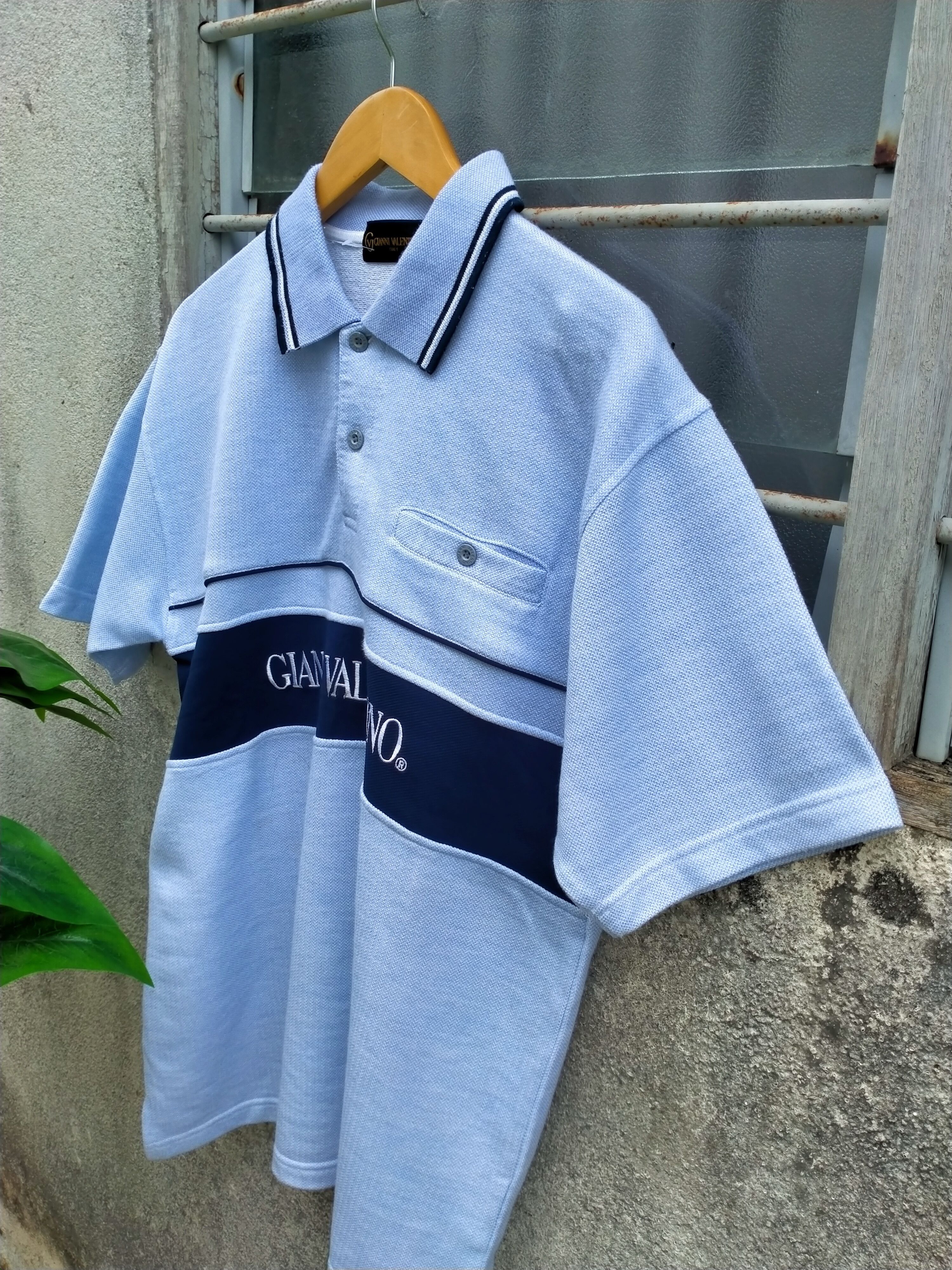 Gianni Valentino × Valentino × Vintage Gianni Valentino spellout embroidery polo tees Size US M / EU 48-50 / 2 - 3 Thumbnail