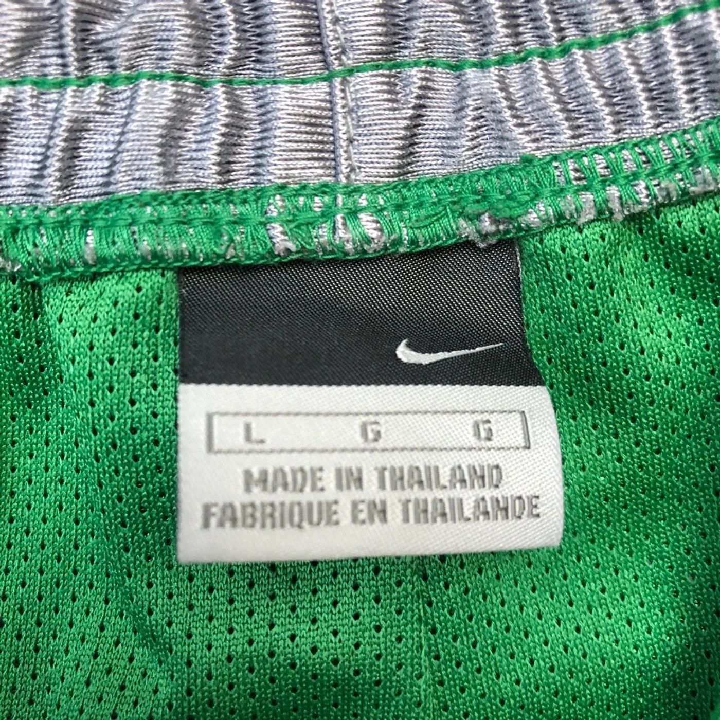 Nike Nike Sportswear Shorts Large Swoosh Athletic Summer Pants Size US 32 / EU 48 - 4 Thumbnail